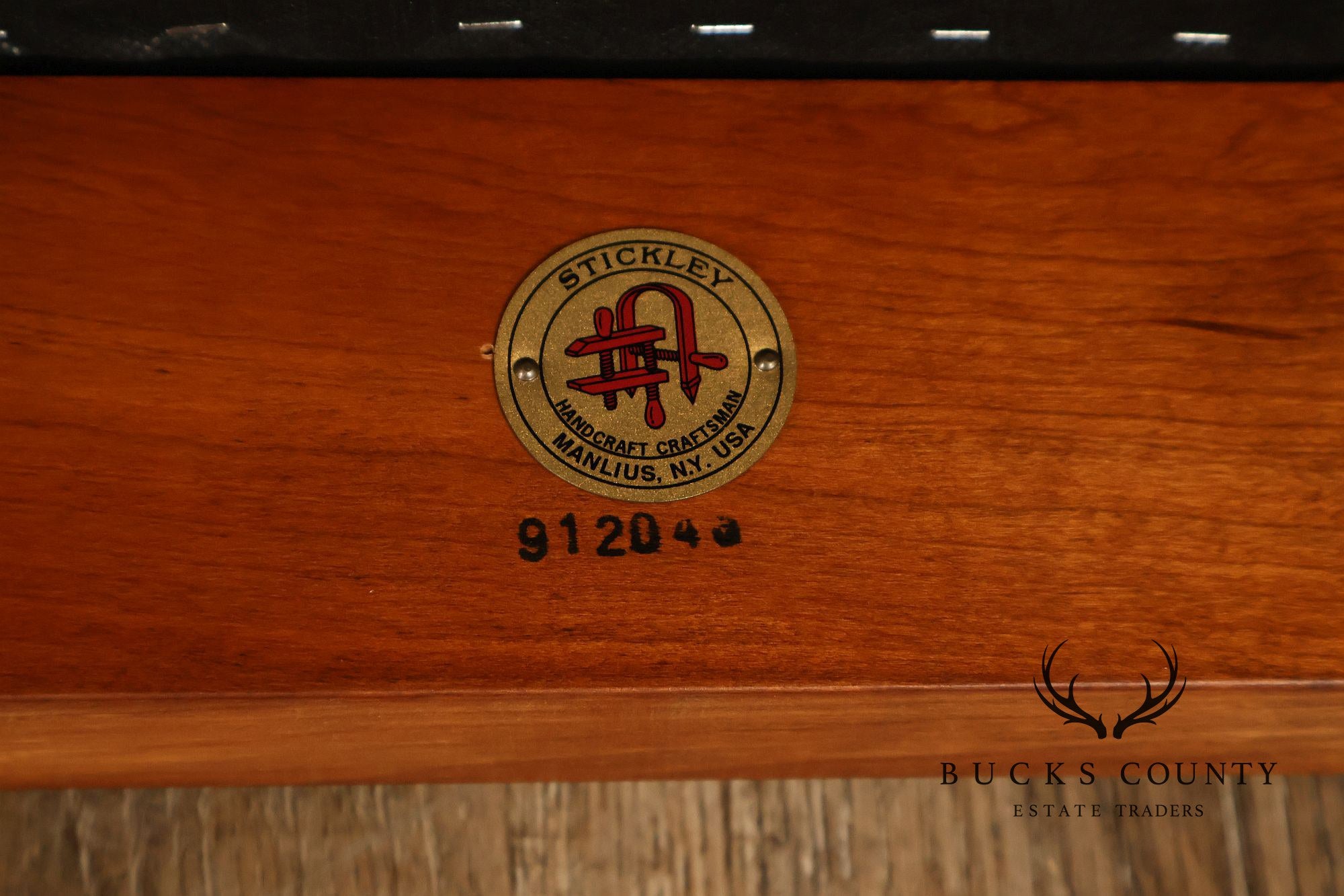 Stickley 21st Century Collection Set of Eight Cherry Dining Chairs