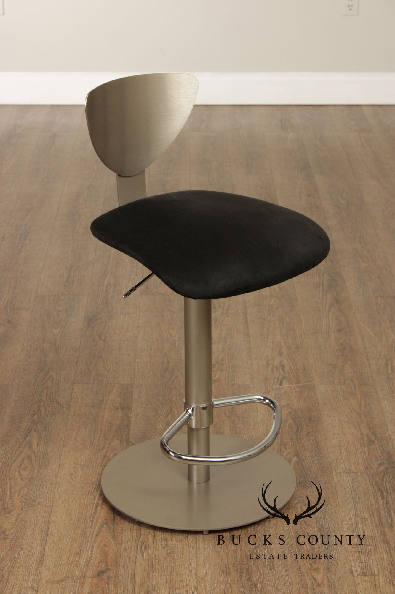 Modern Style Set of Seven Brushed Steel Swivel Bar Stools