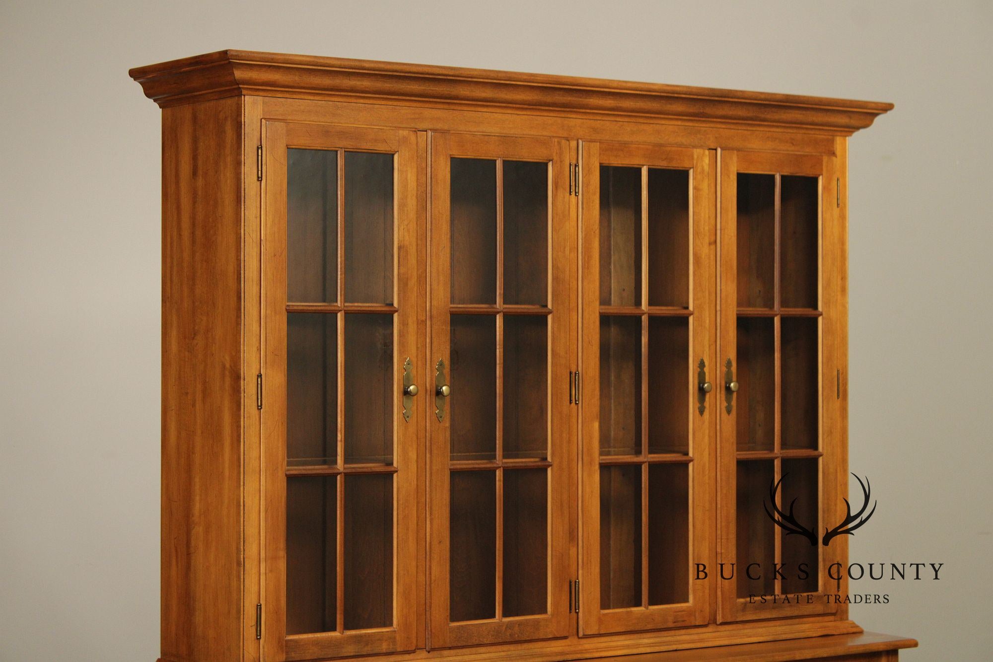 Ethan Allen 1776 Collection Maple Lighted China Cabinet