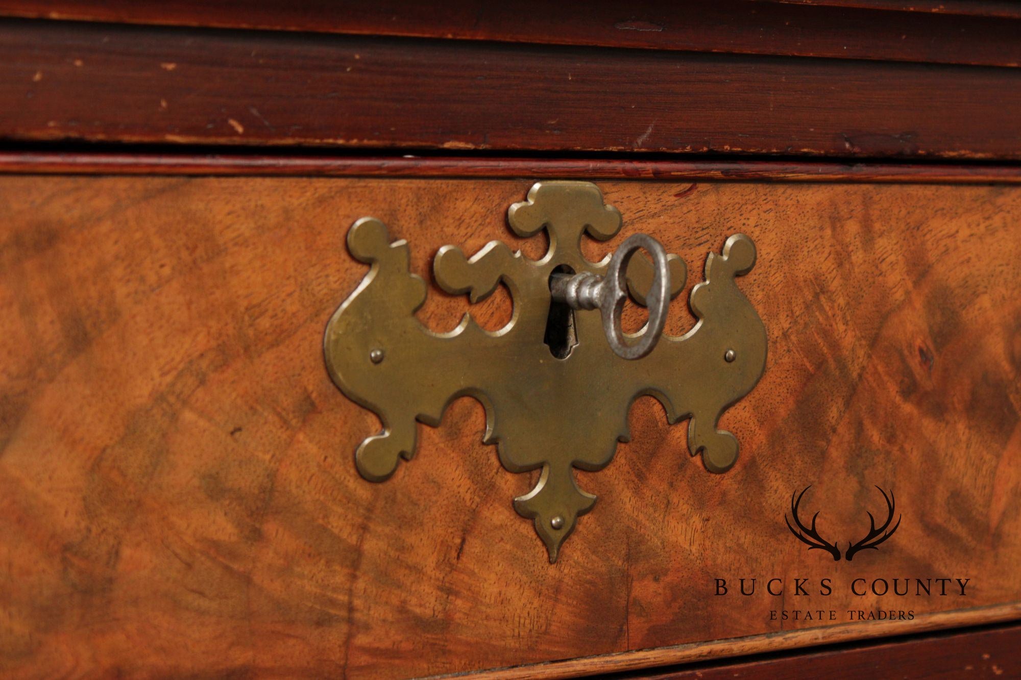 Antique American Chippendale Style Mahogany Chest Of Drawers