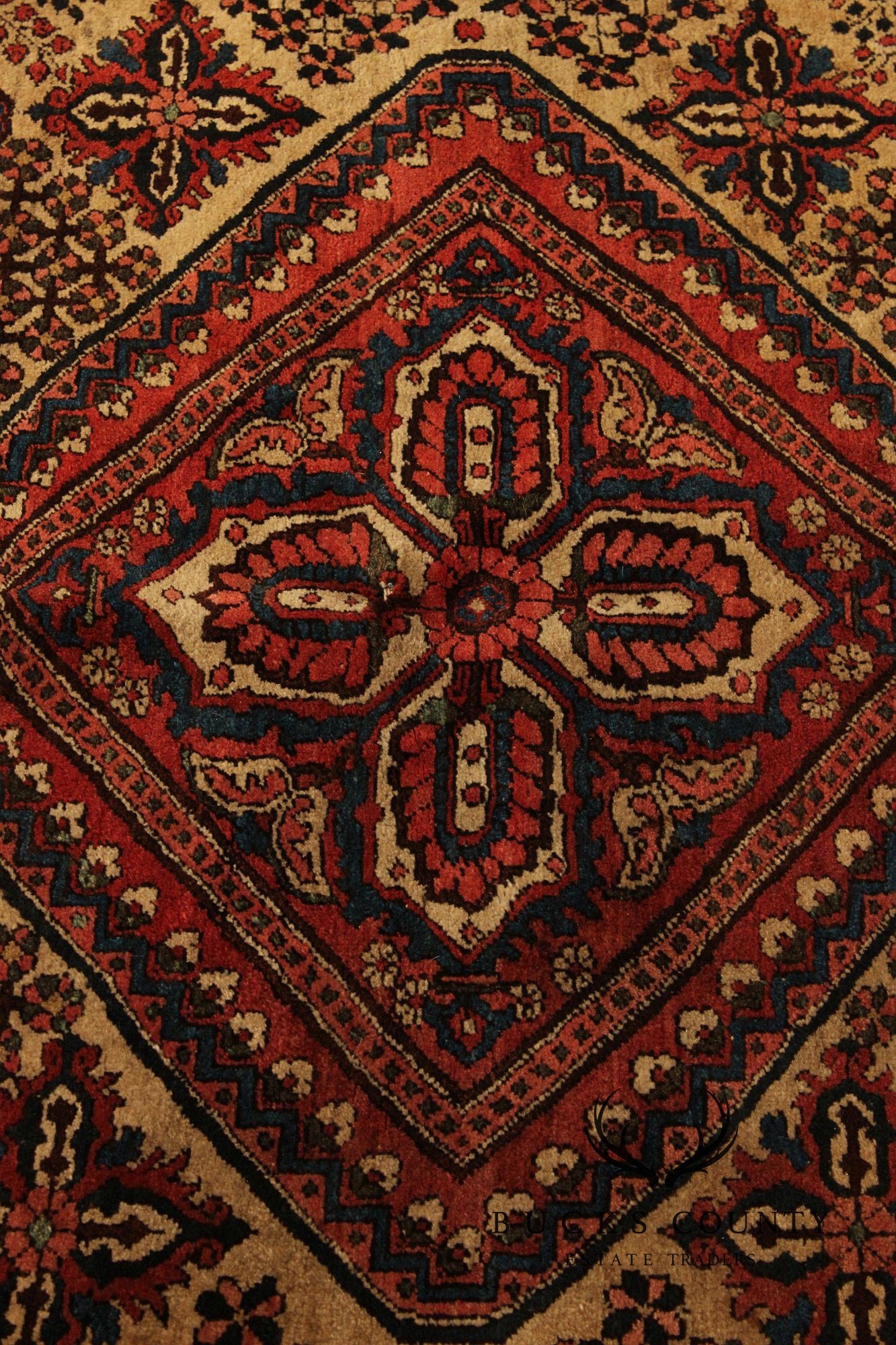 Persian Qashqai Hand Knotted Wool Area Rug 6' 9" x 4' 7"