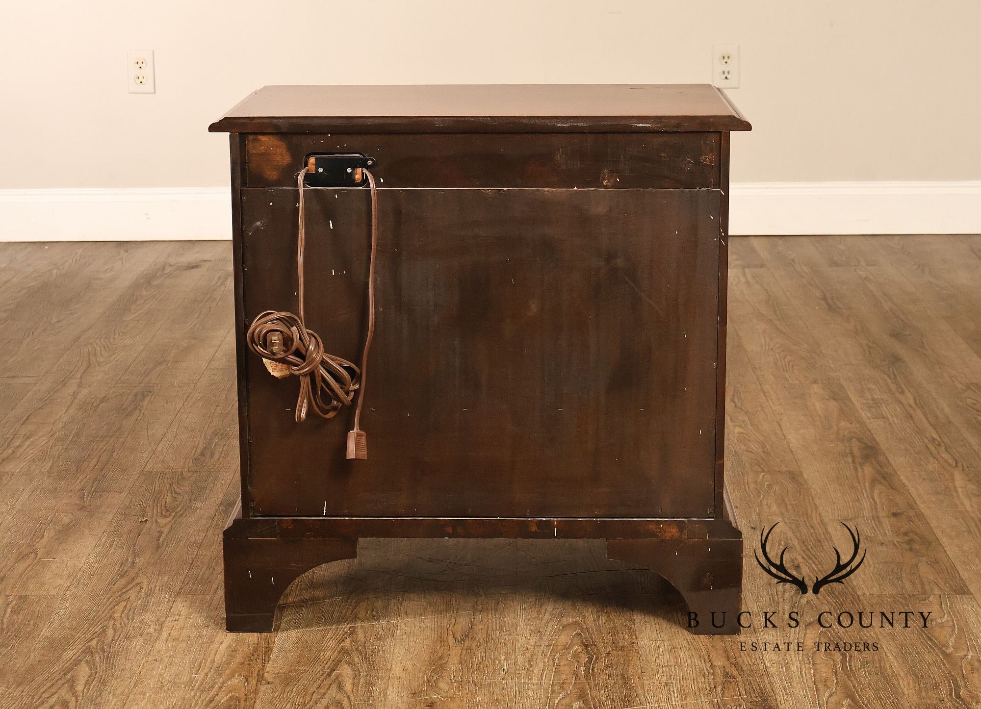 Harden Georgian Style Cherry One Drawer Nightstand With Pull-Out Tray