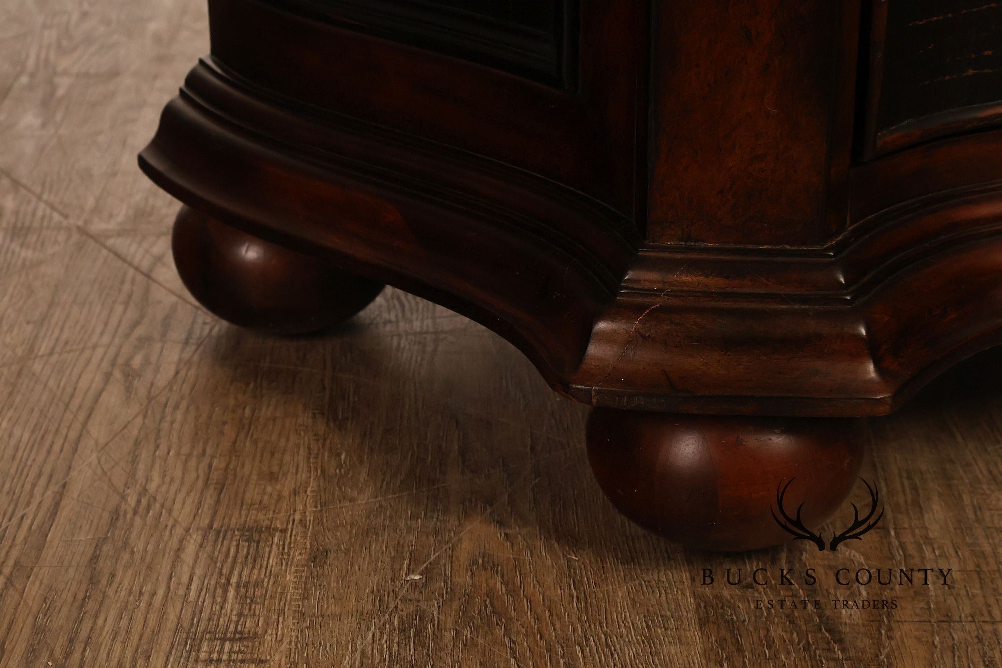 Ethan Allen Pair Of Serpentine Lucca Chests