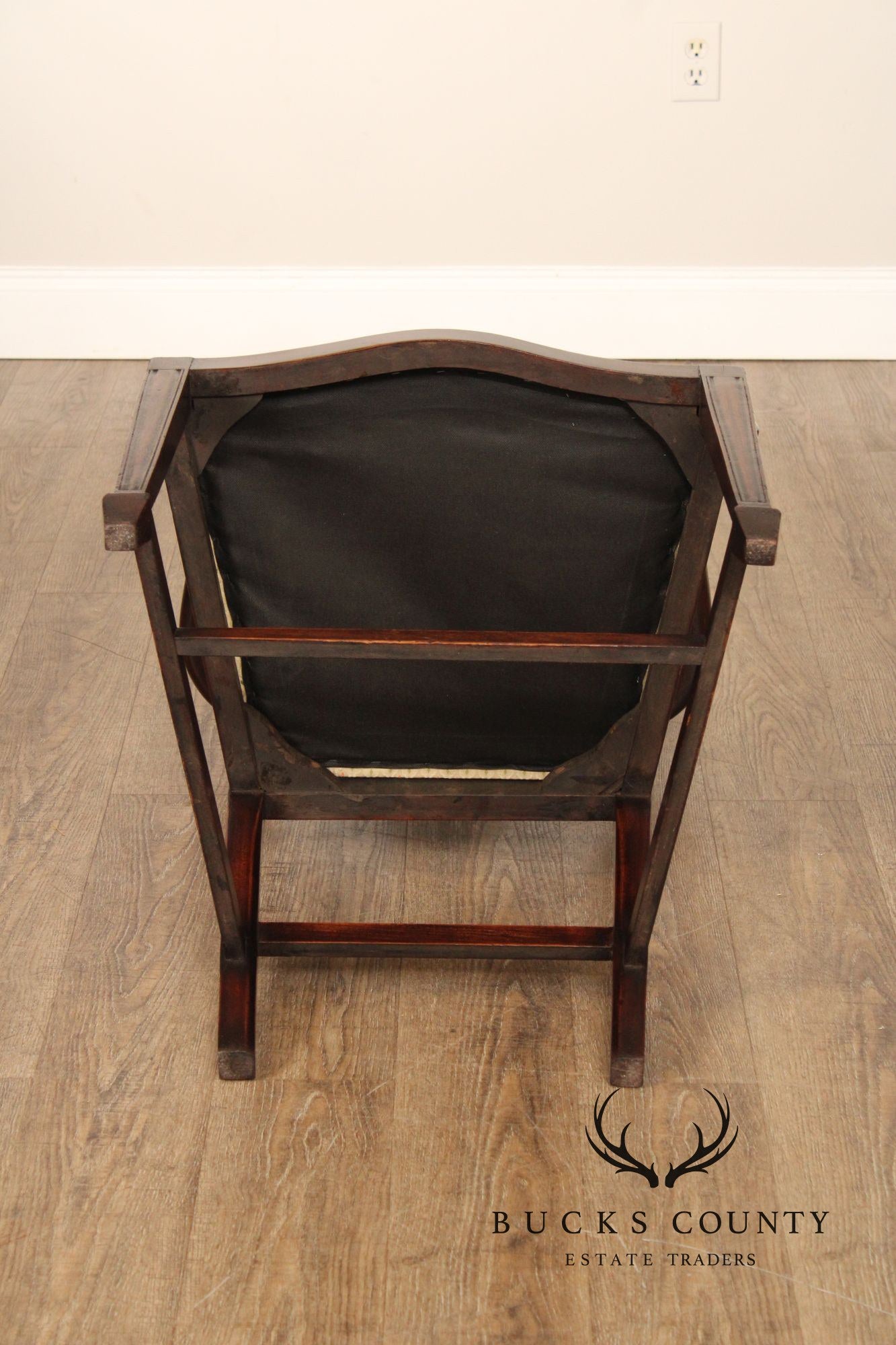 George III Style Quality Set Of Eight Carved Mahogany Shield Back Dining Chairs