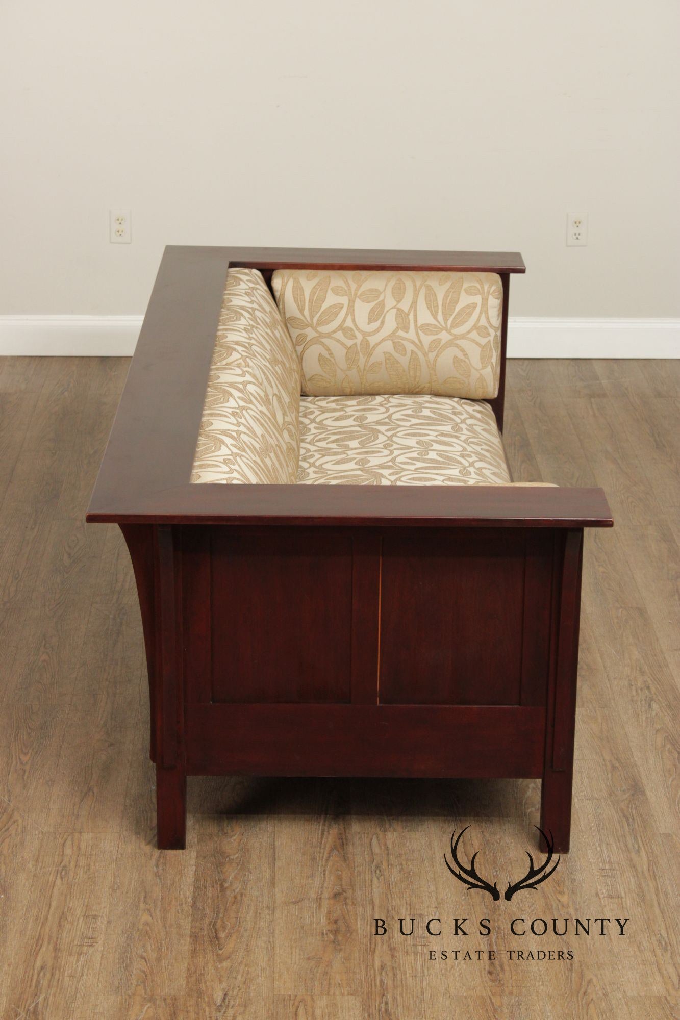 Stickley Mission Collection Cherry Prairie Settle