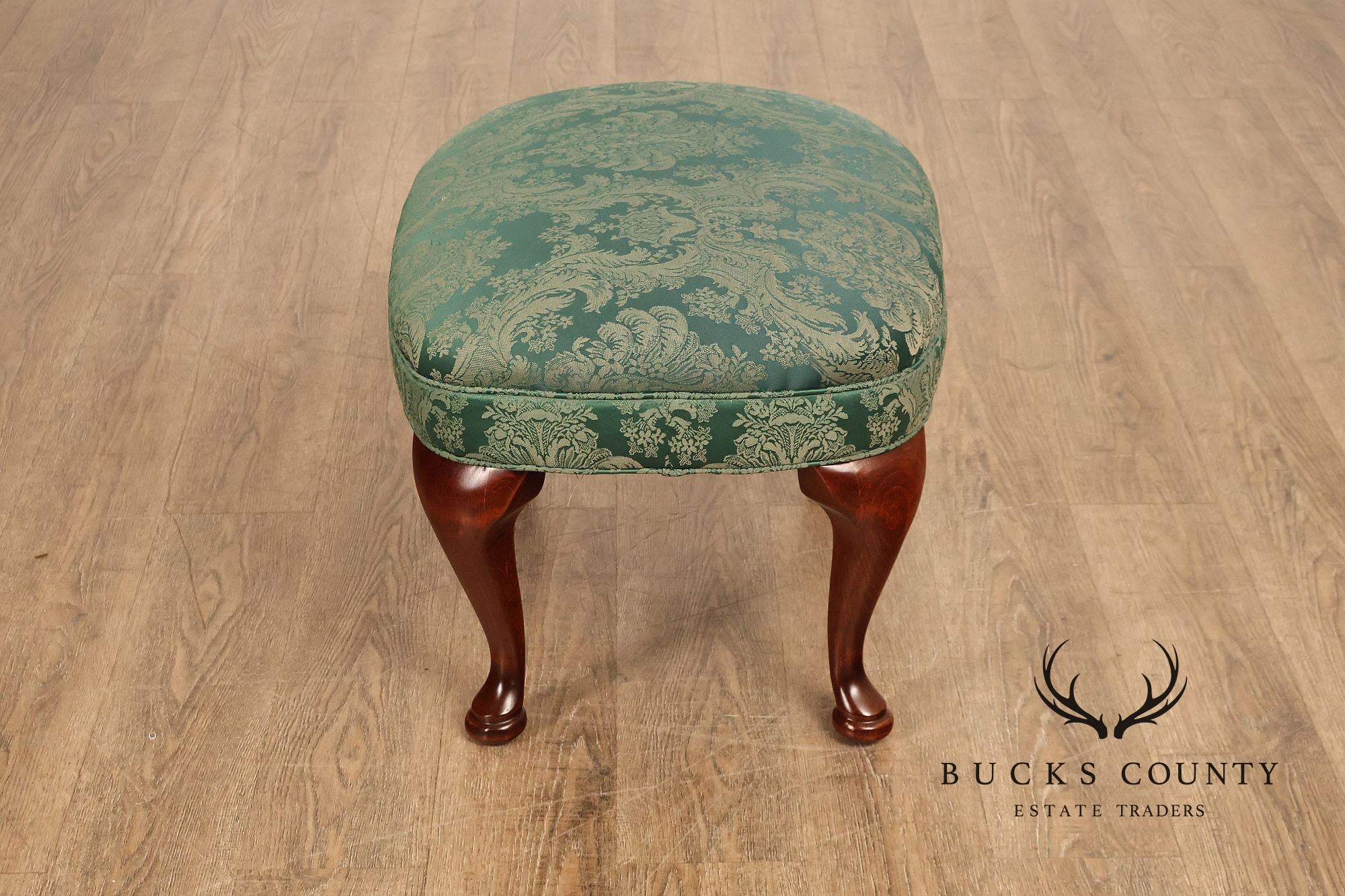 Traditional Upholstered Ottoman With Cabriole Legs