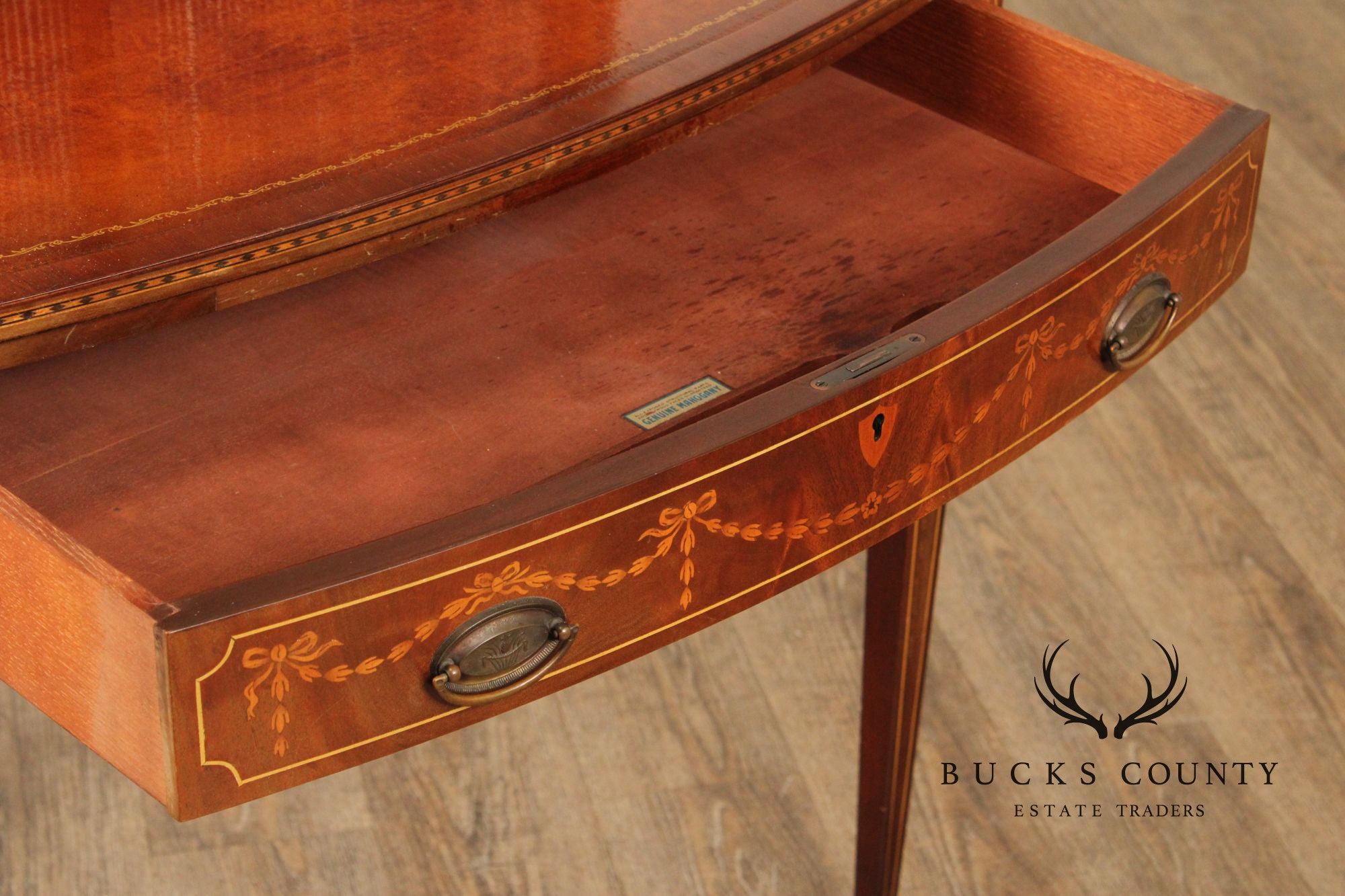 Hepplewhite Style 1940,s Mahogany Inlaid Writing Desk