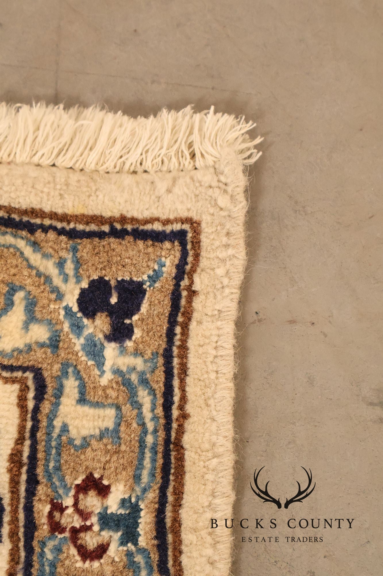 Handwoven Wool Curvilinear Medallion 6.4' x 10.75' Rug