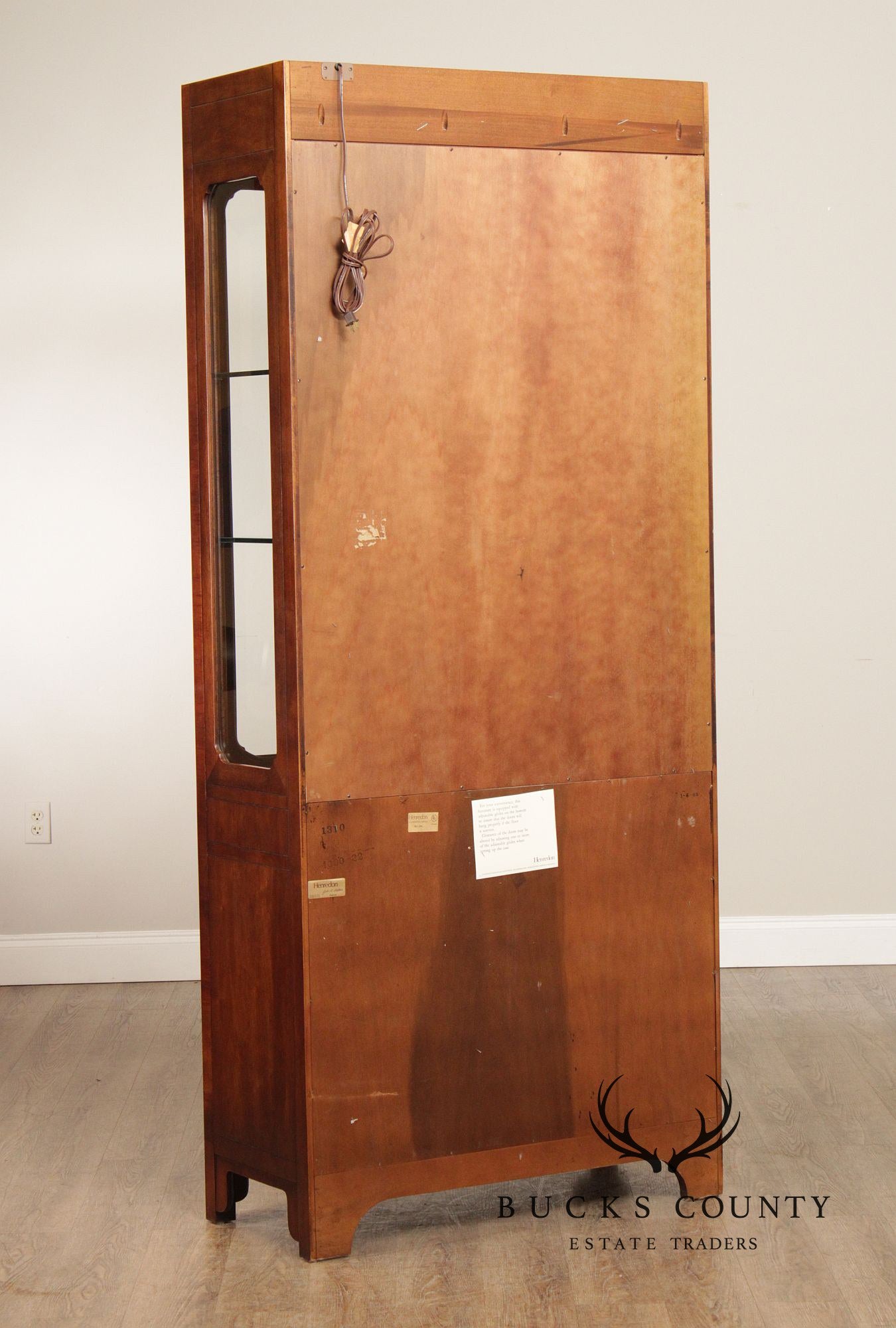 Henredon 'Folio 16' Asian Inspired Display Cabinet