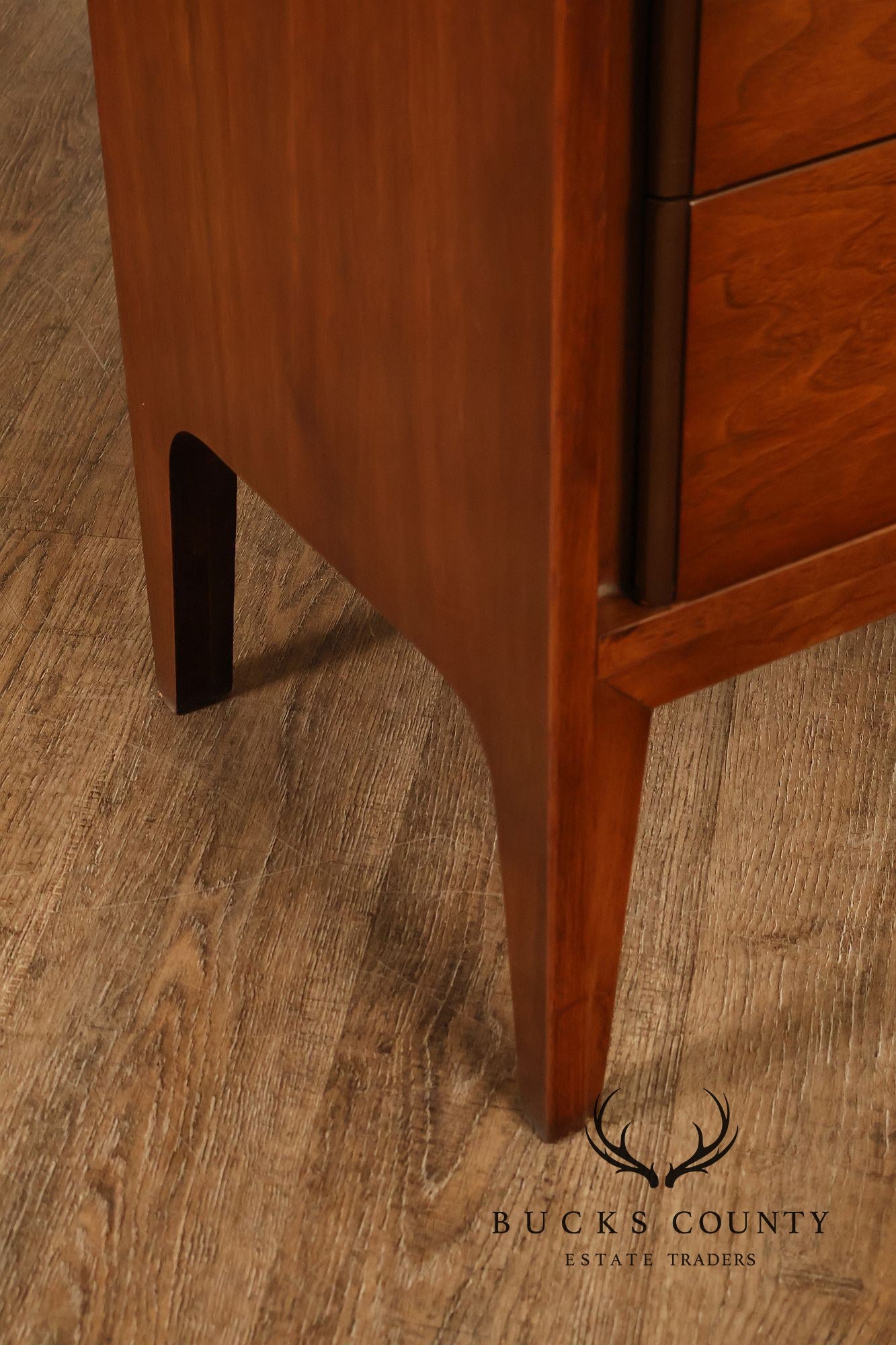 Mid Century Modern Pair of Walnut Nightstands