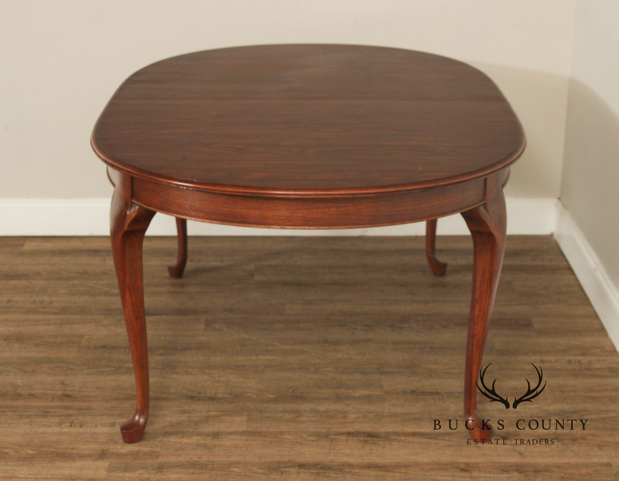 Pennsylvania House Queen Anne Style Cherry Expandable Dining Table