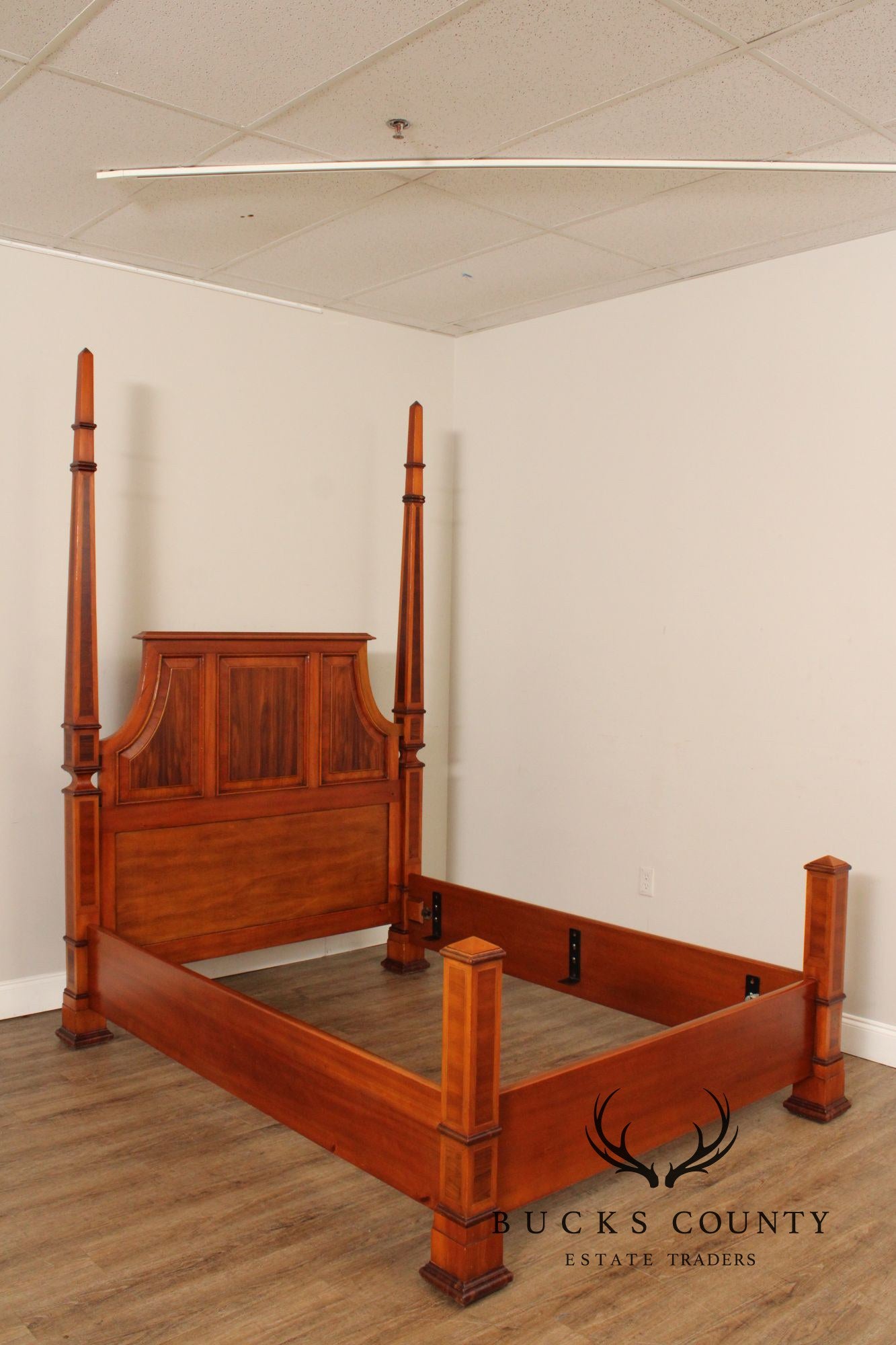 Alfonso Marina 18th Century Style Cama Umbria Full-Size Poster Bed