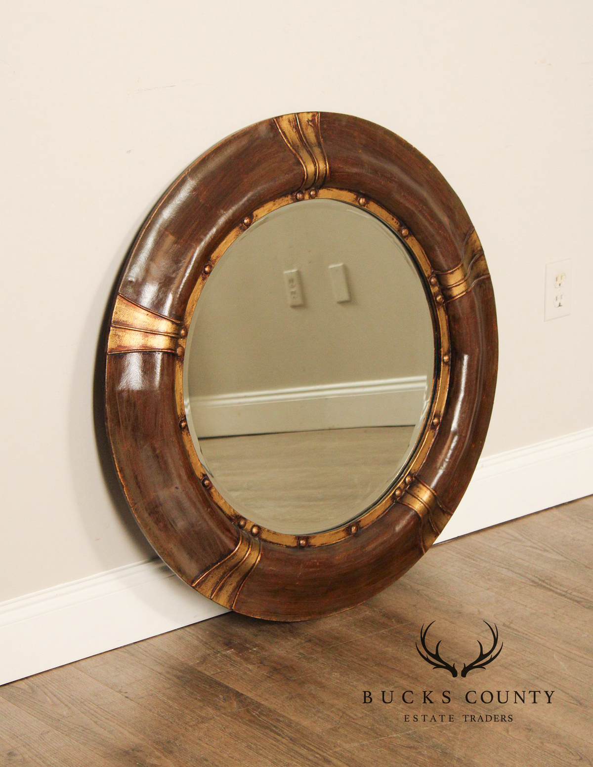 Round Wood And Gilt Accent Wall Mirror