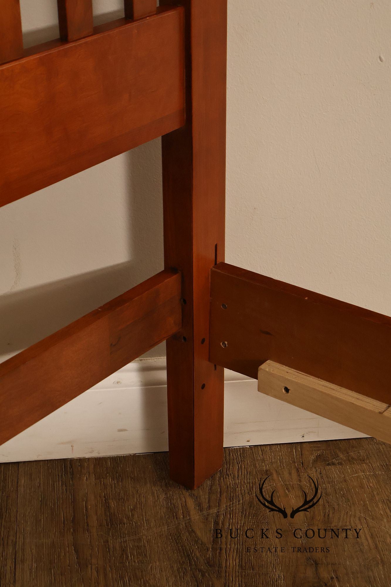 Kincaid Furniture Mission Style Cherry Slatted King Size Sleigh Bed