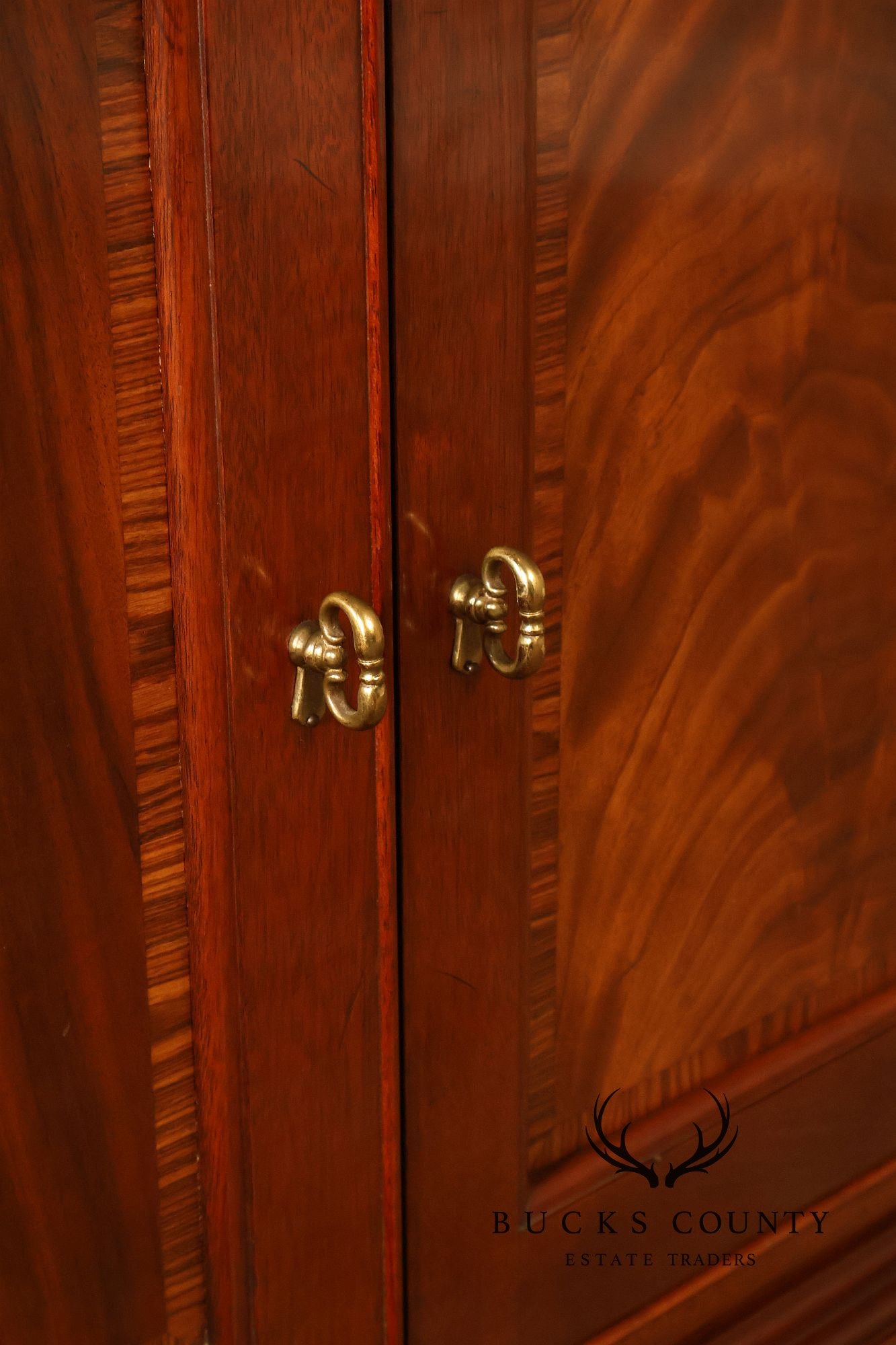 Stickley Traditional Mahogany Flip-Top Server Cabinet