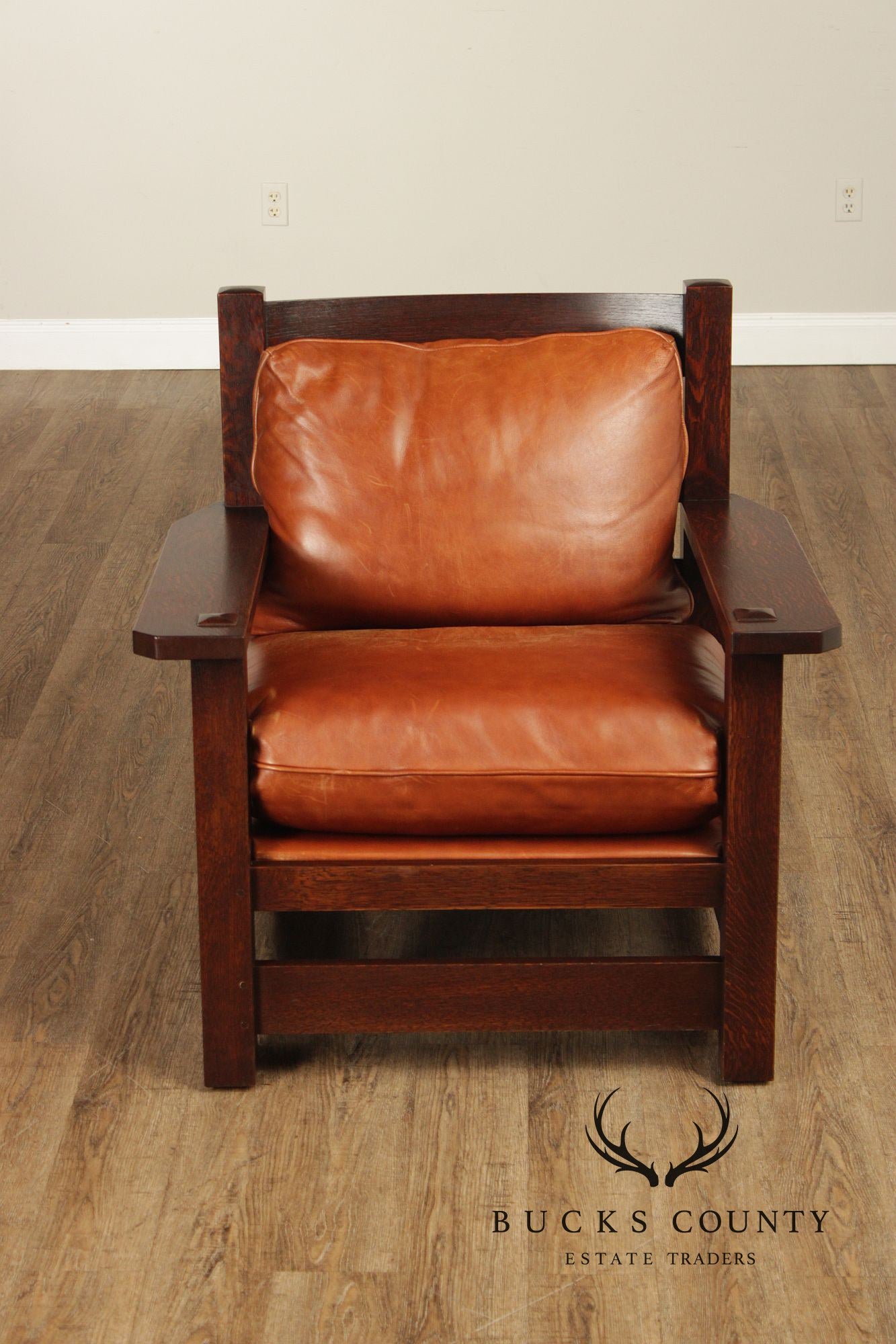 Stickley Mission Collection 'Eastwood' Armchair with Foot Stool