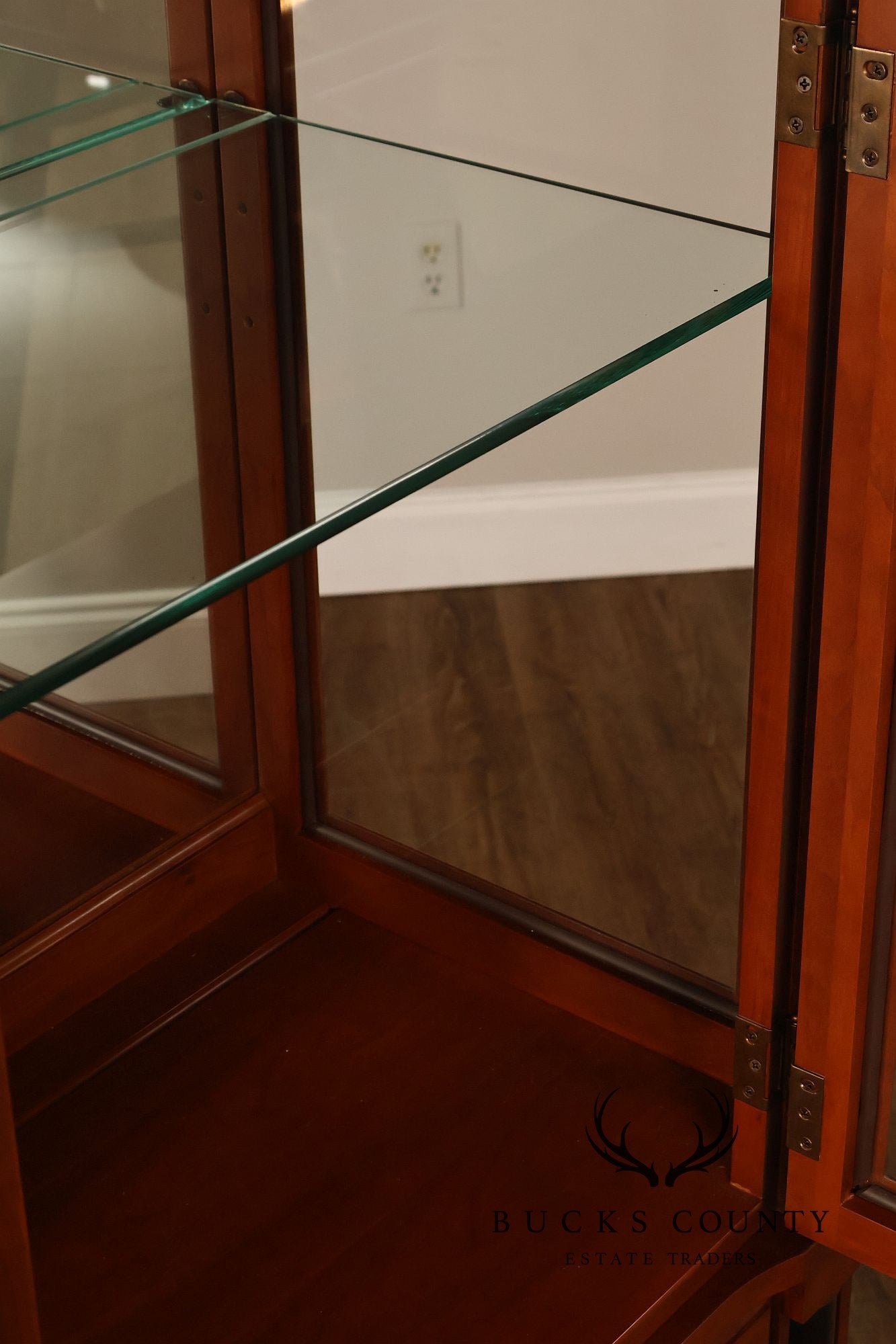 Ethan Allen Medallion Collection Cherry Lighted China Cabinet