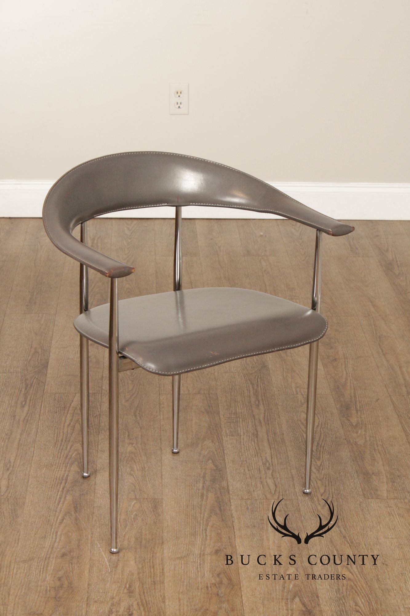 Fasem Italian Modern Pair of 'P40' Armchairs