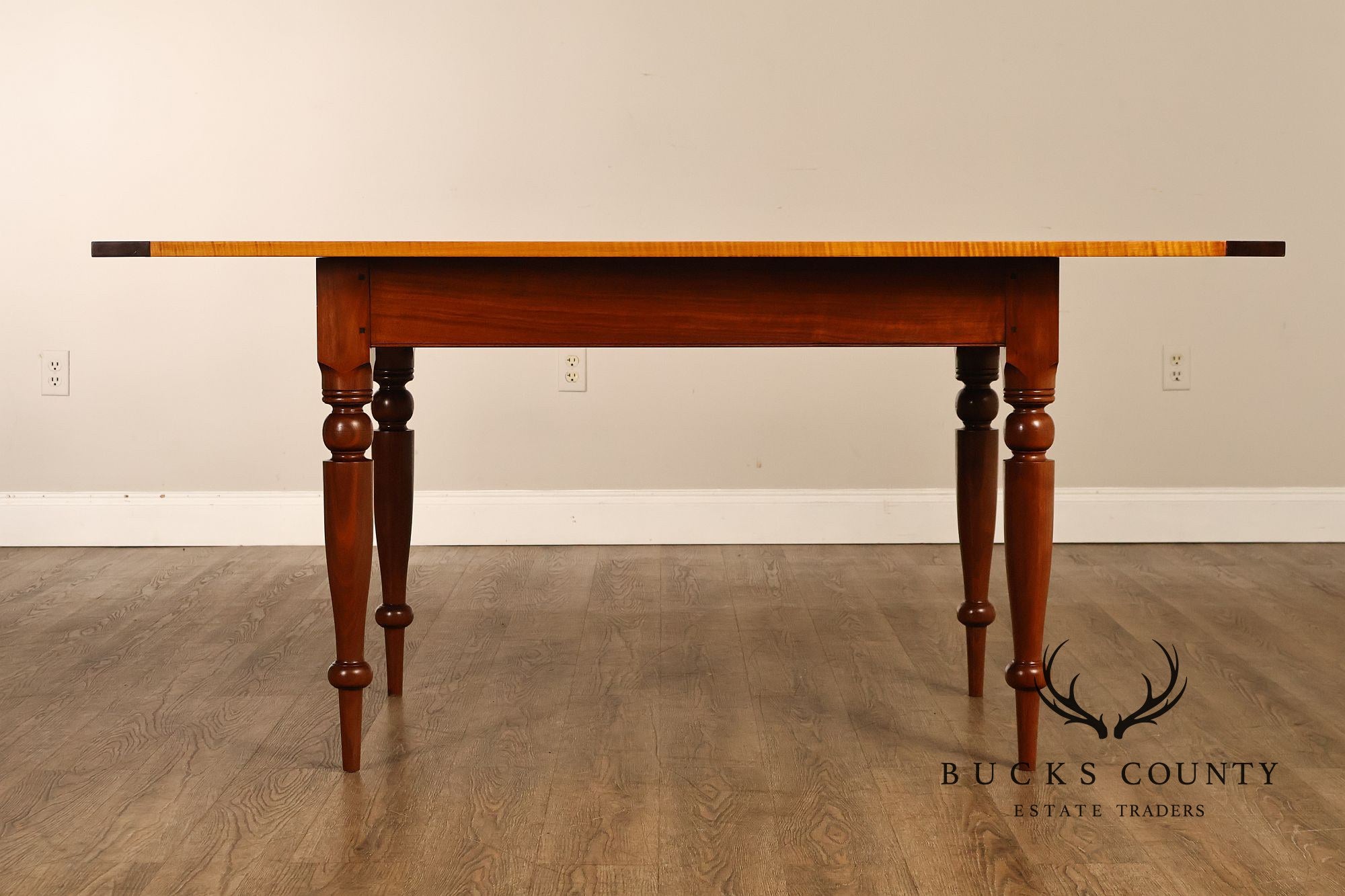 Sheraton Style Benchmade Tiger Maple and Walnut Dining Table
