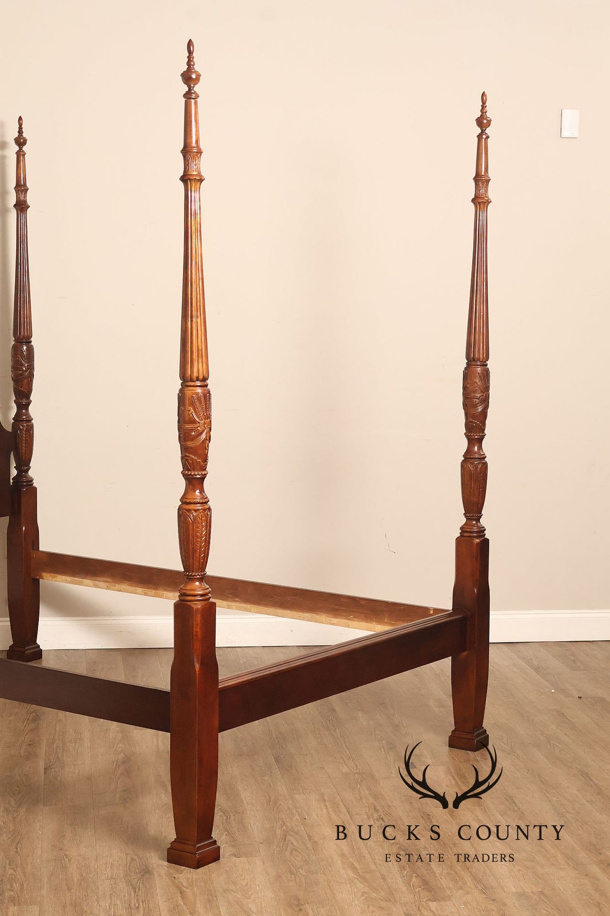 Traditional Rice Carved Mahogany Four Poster Bed