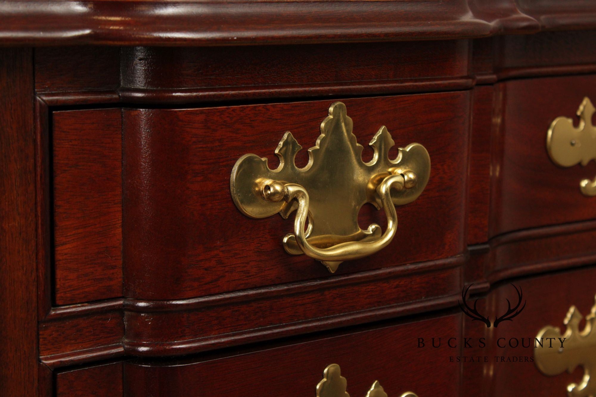 Councill Craftsmen Chippendale Style Mahogany Blockfront Chest