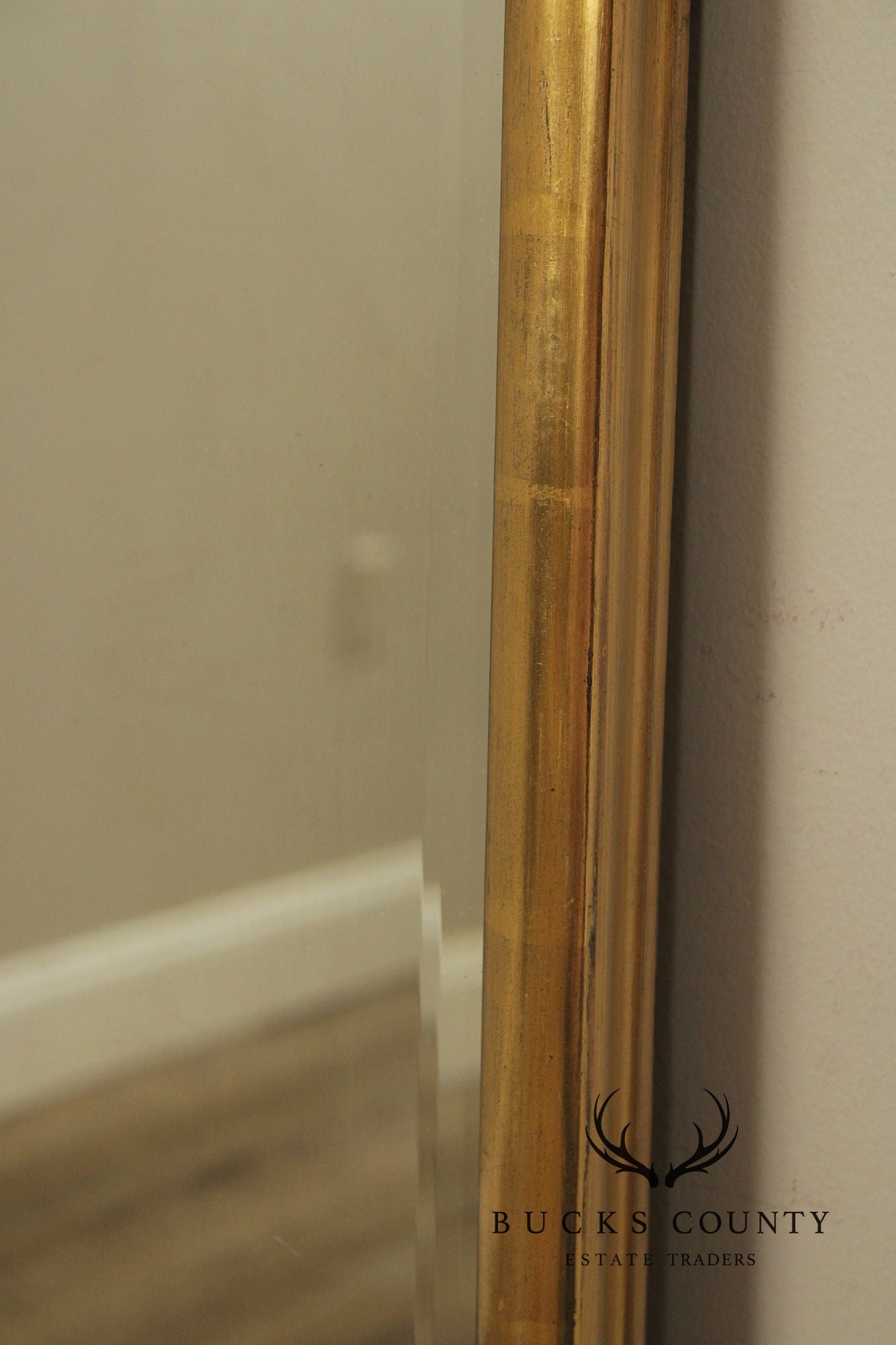 Queen Anne Style Gilt Frame Looking Glass Wall Mirror