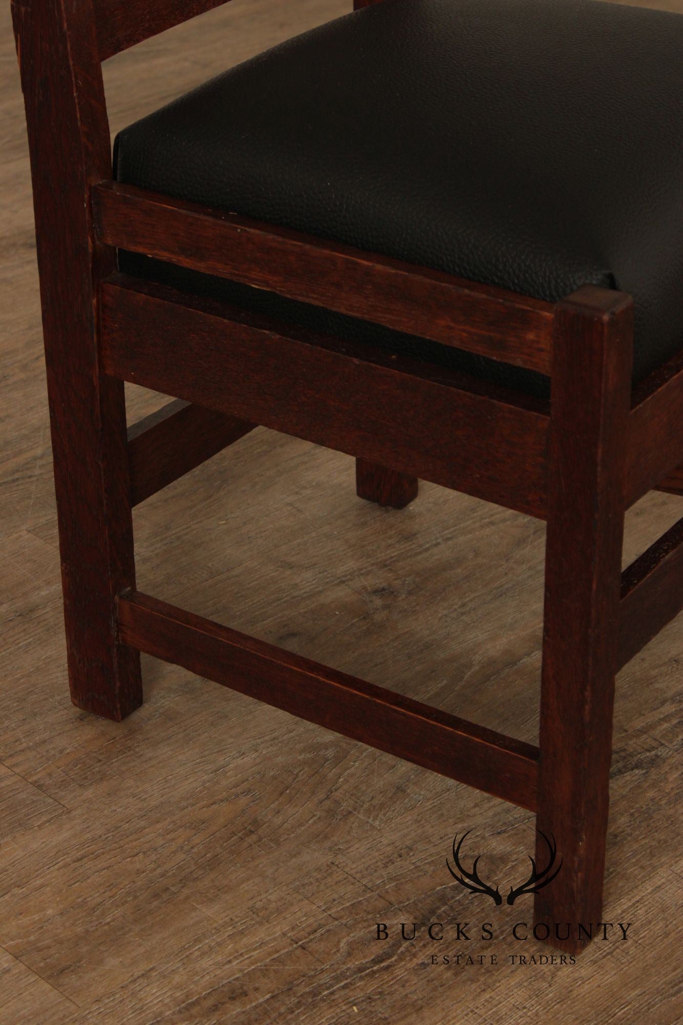 Knaus Meisterwerk Furniture Mission Oak Side Chair
