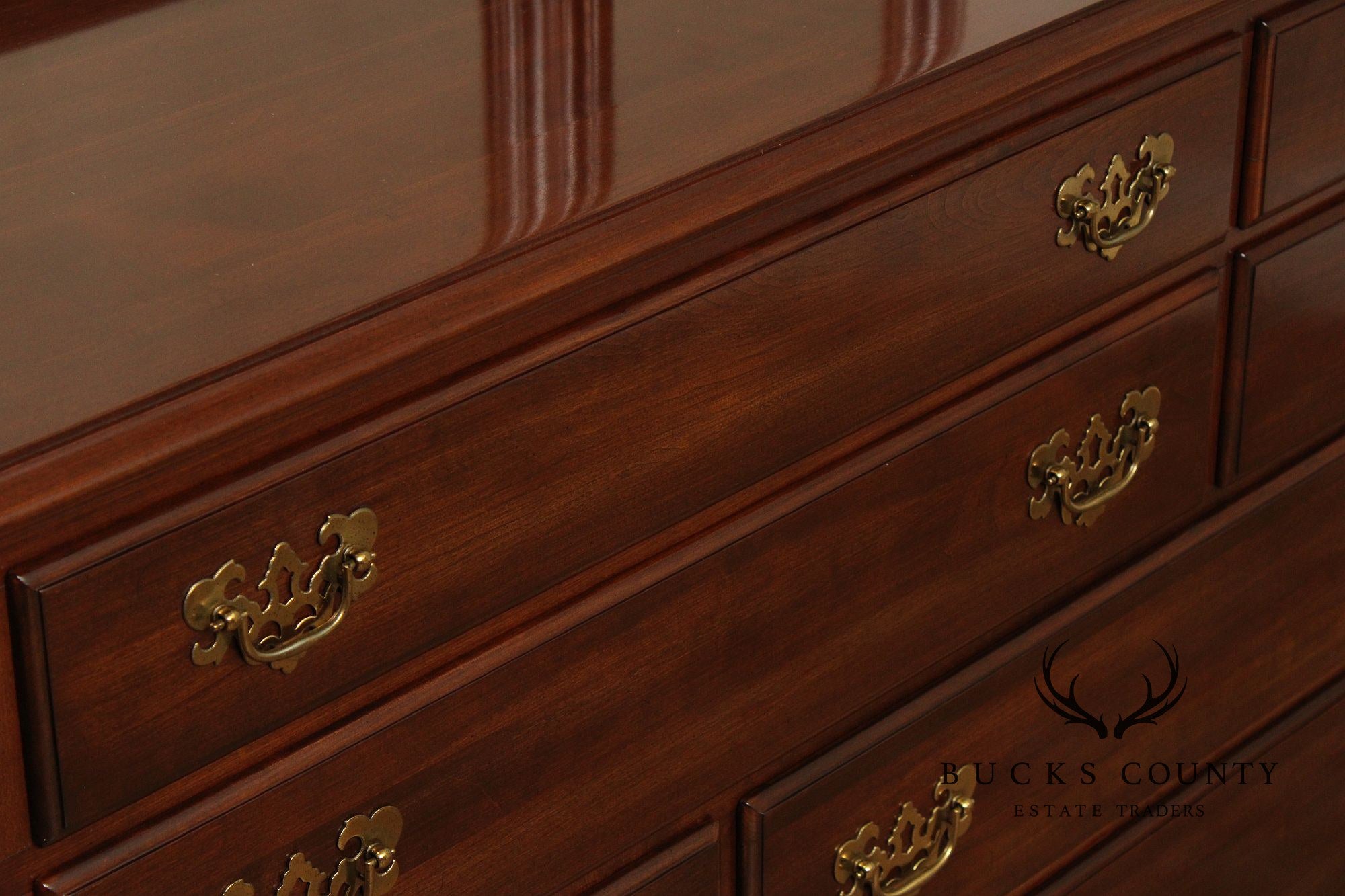 ETHAN ALLEN GEORGIAN COURT CHERRY DRESSER WITH TRI-FOLD MIRROR