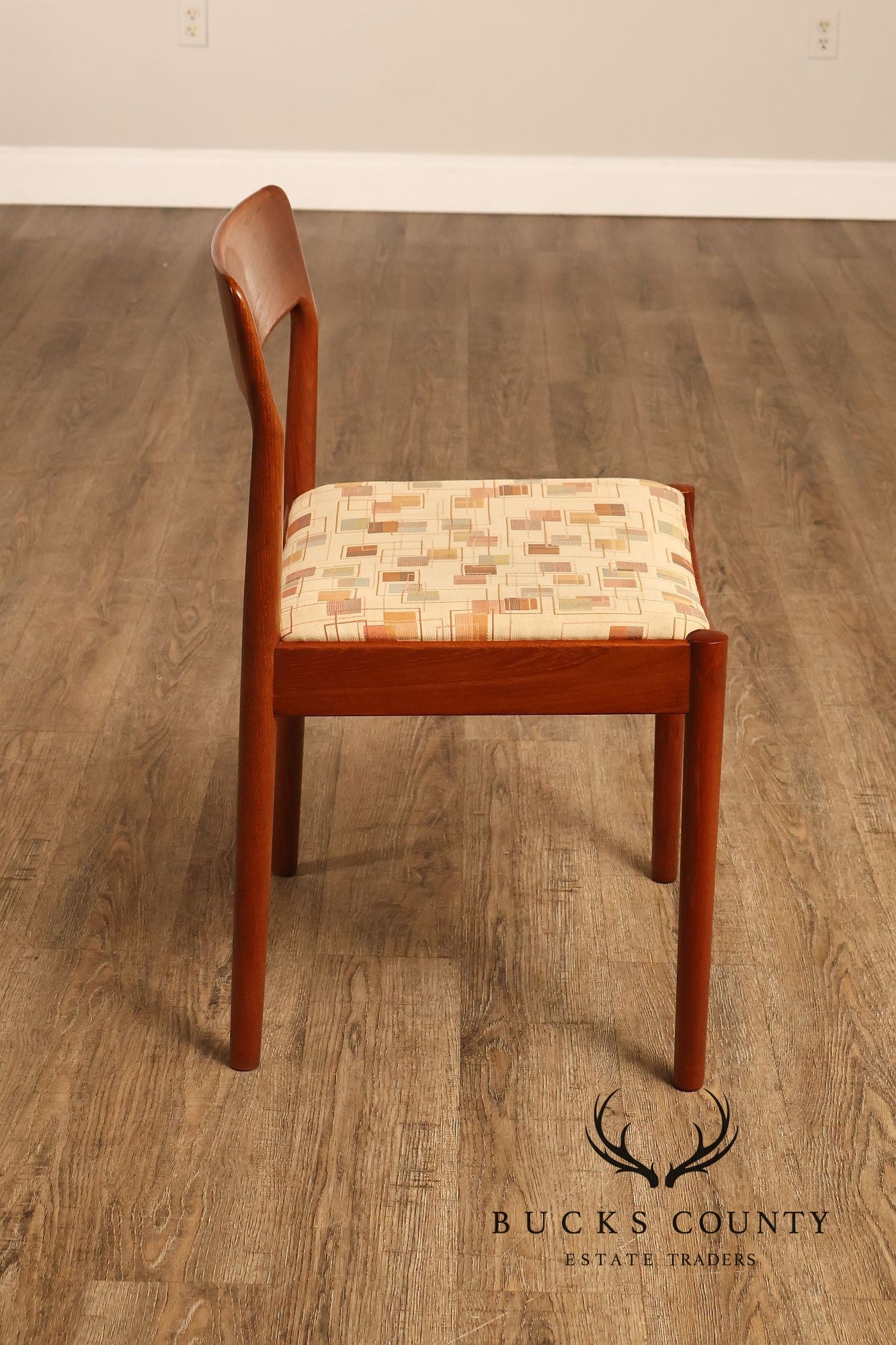 Danish Modern Set Of Eight Compatible Teak Dining Chairs