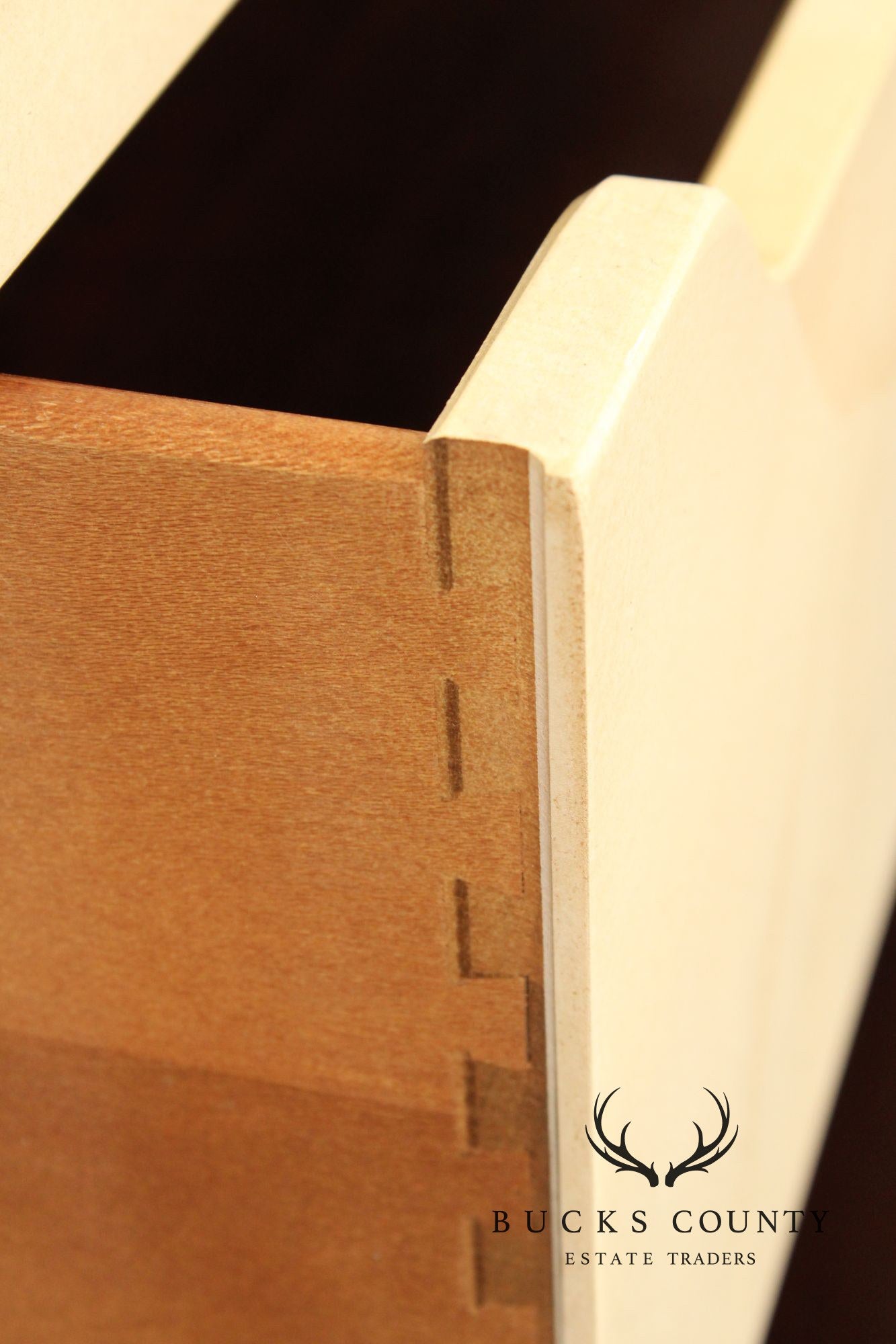 Henredon 'Villa Borghese' Carved and Lacquered Armoire