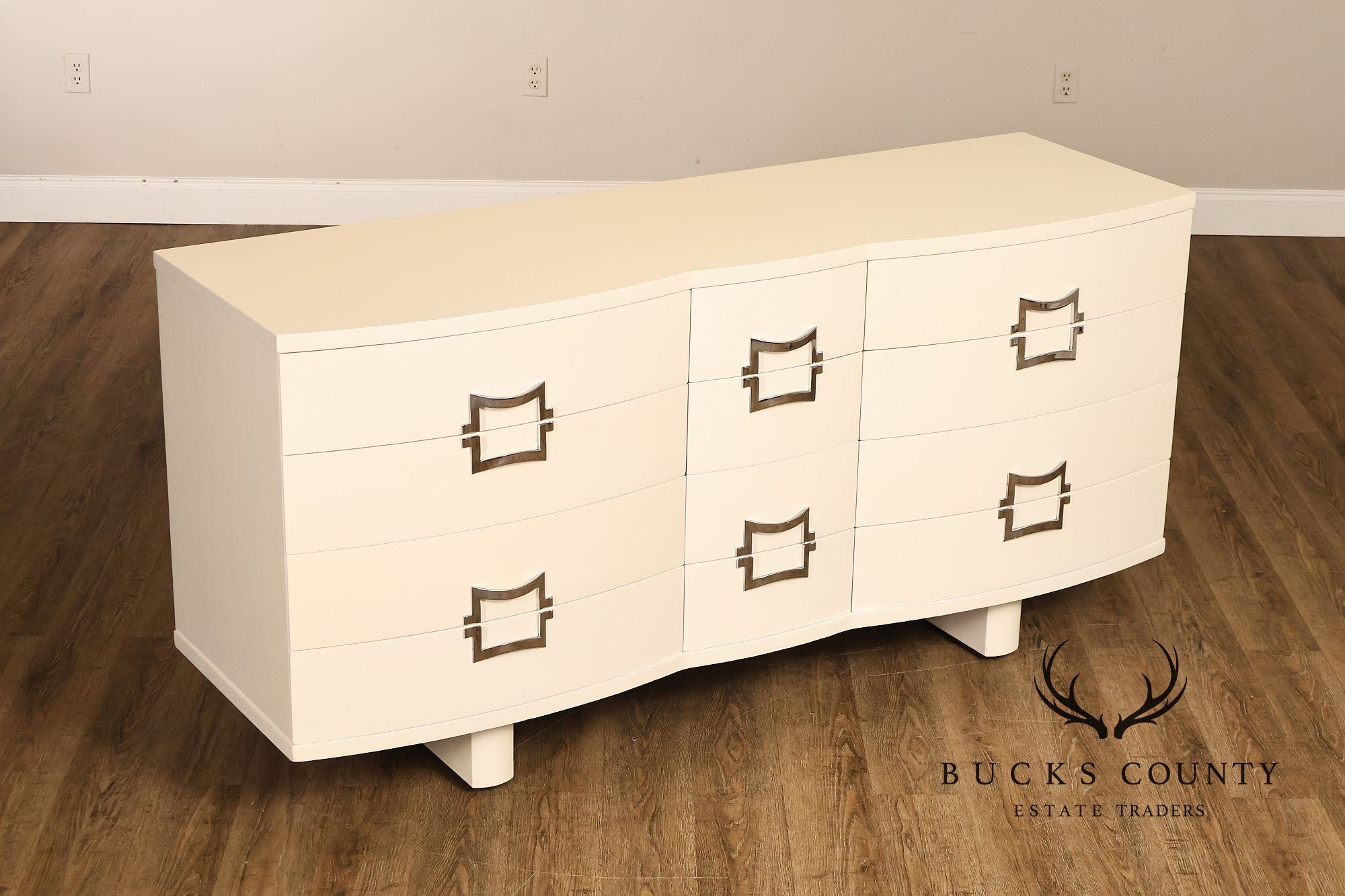 Rway Mid Century Modern White Lacquered Triple Dresser