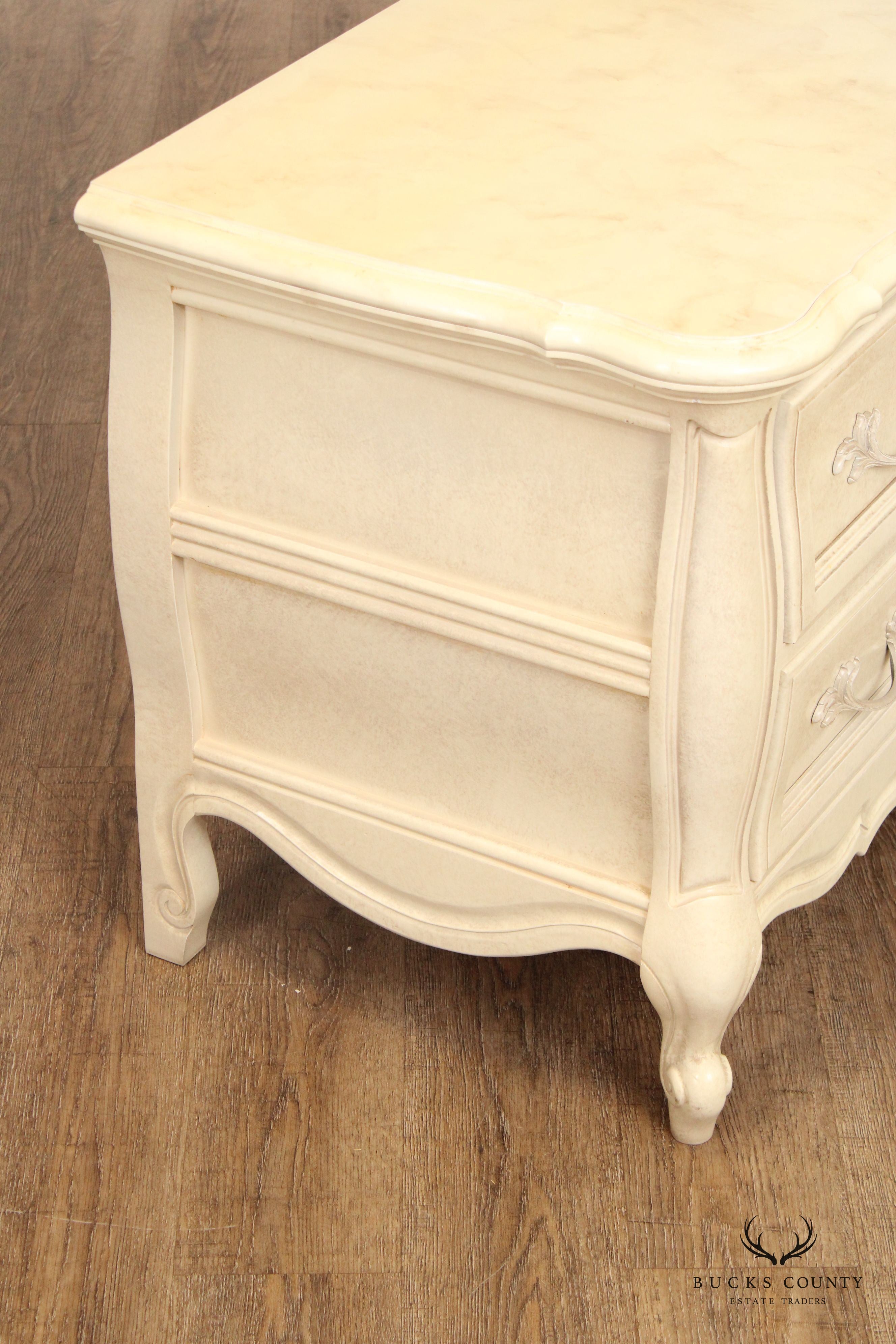 Union National French Provincial Style Pair of Painted Commodes