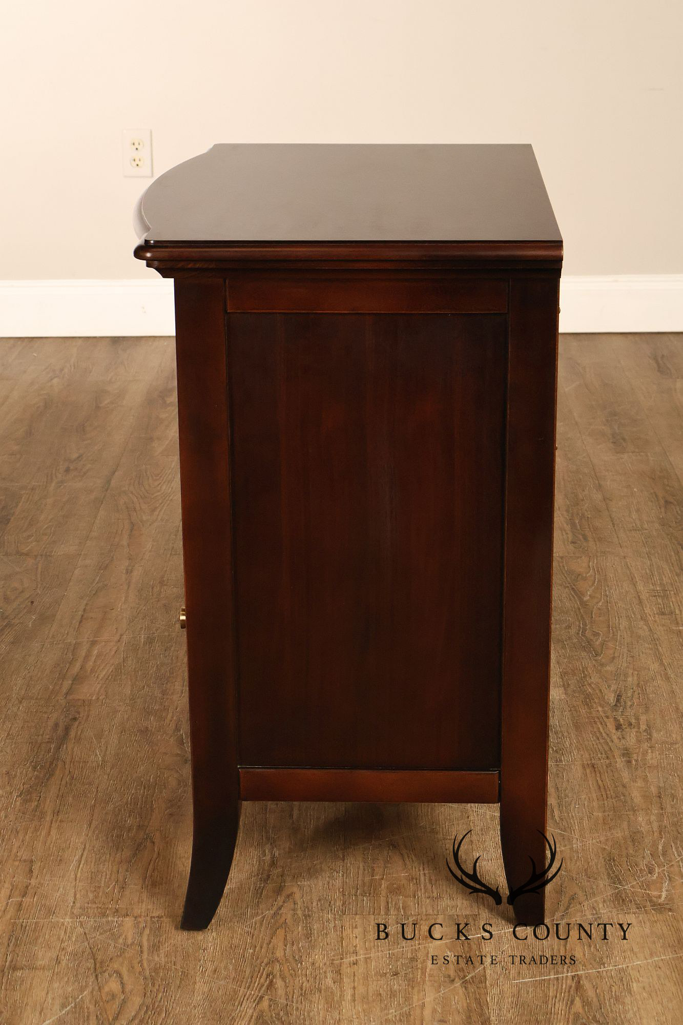 Stanley Furniture 'Hudson Street' Pair of Nightstands