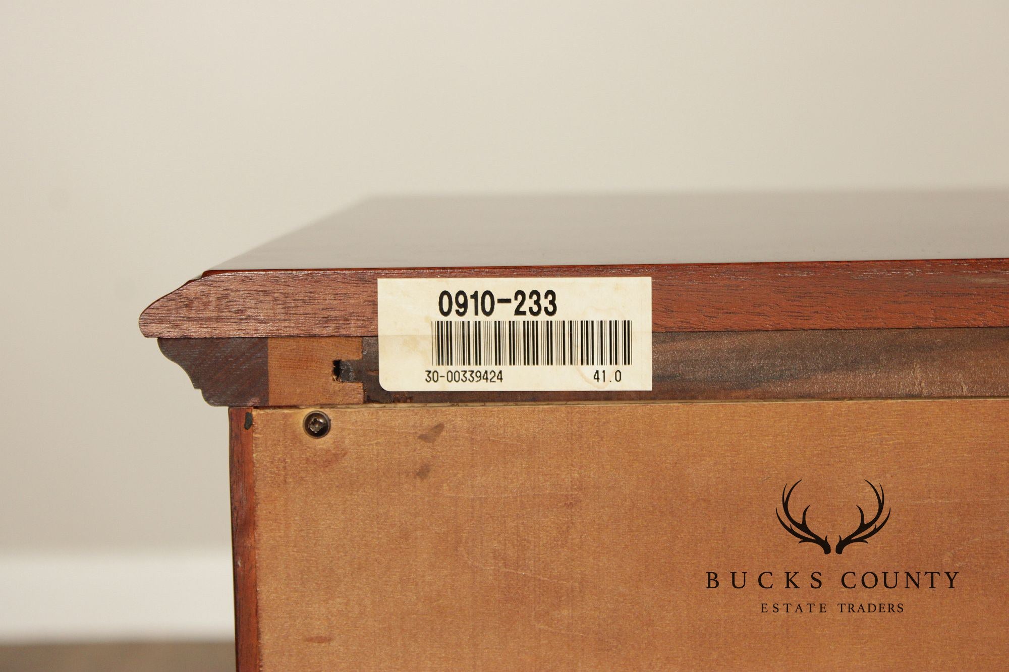 Link Taylor Heirloom Solid Mahogany Nine Drawer Dresser