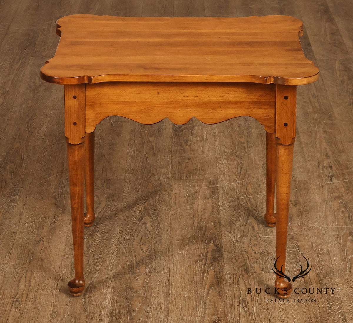Ethan Allen 'Circa 1776' Pair of Maple Porringer Top End Tables