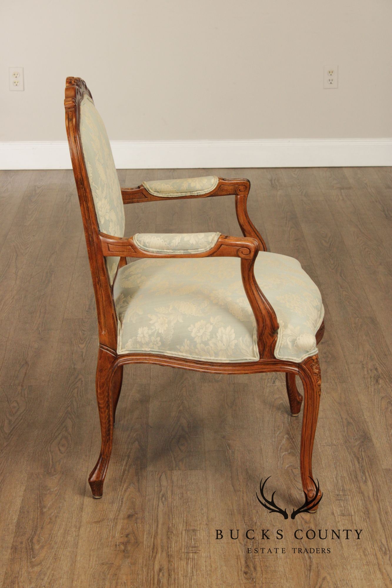 Ethan Allen French Louis XV Style Pair Fauteuil Armchairs