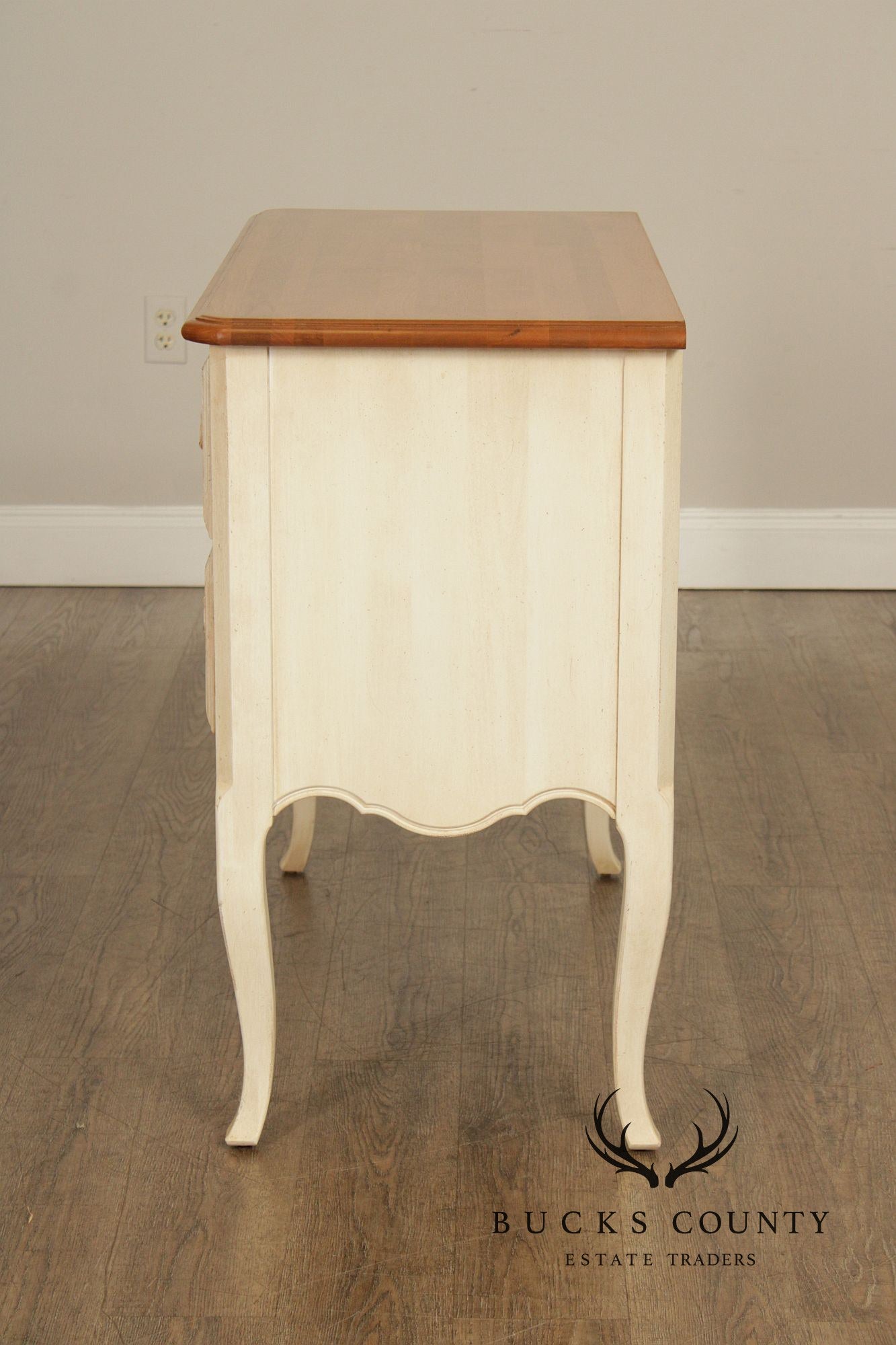 Ethan Allen French Country Style Painted Commode