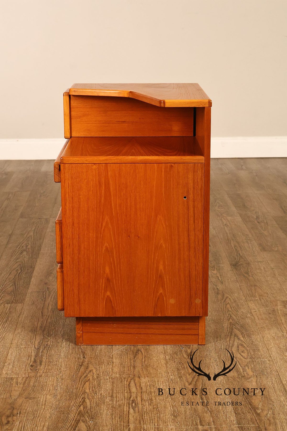 Scan Coll Danish Modern Pair of Teak Nightstands