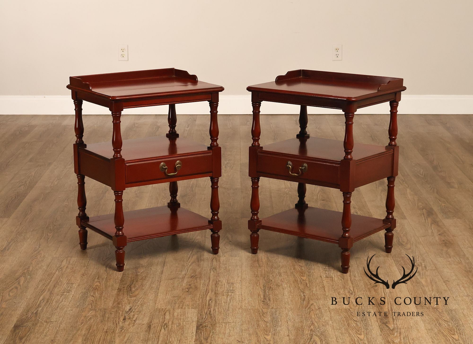 Pennsylvania House Vintage Pair Of Traditional Cherry End Tables