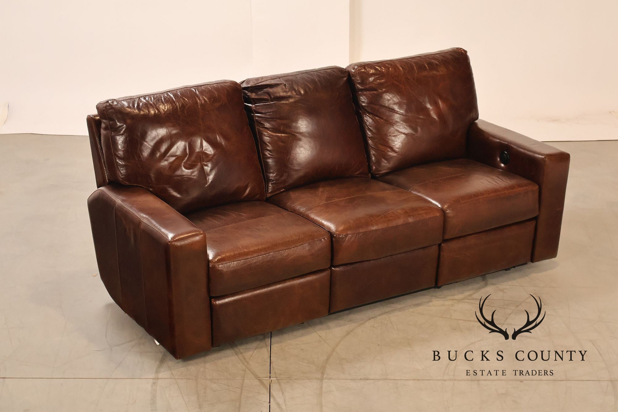Soft Line Pair of 'Energia' Leather Power Reclining Sofas