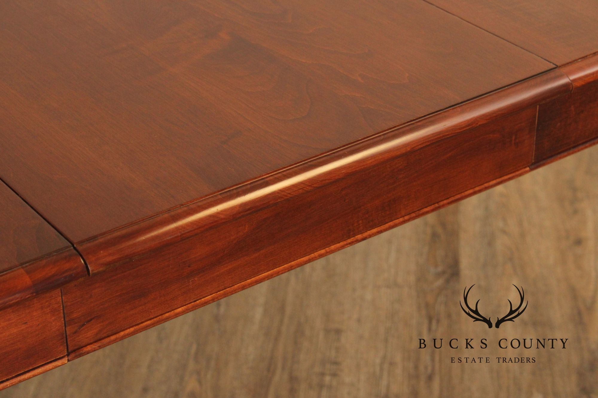 Ethan Allen Expandable Farmhouse Dining Table