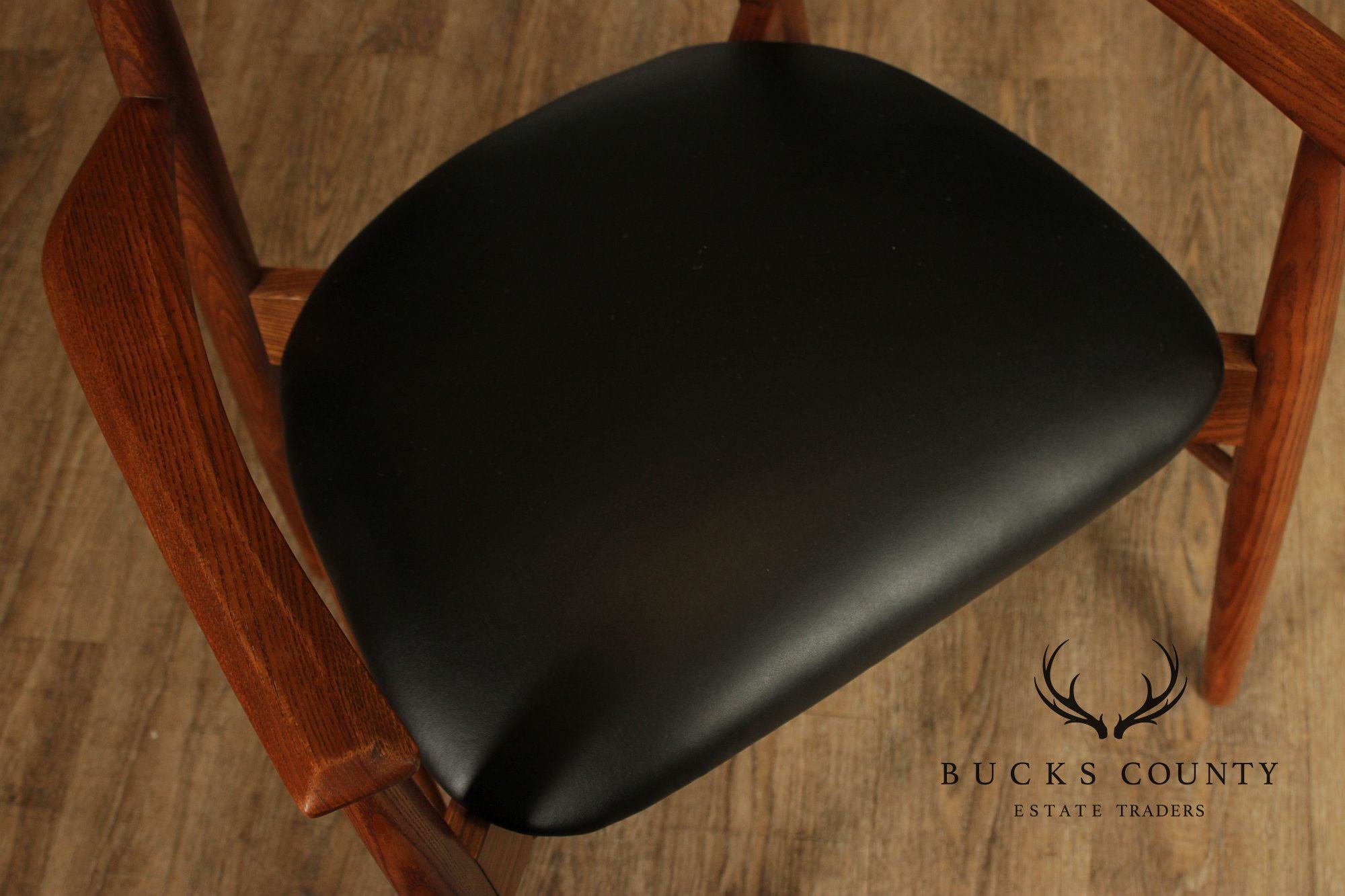 Stanley Furniture Mid Century Modern Walnut Set Of Six Dining Chairs