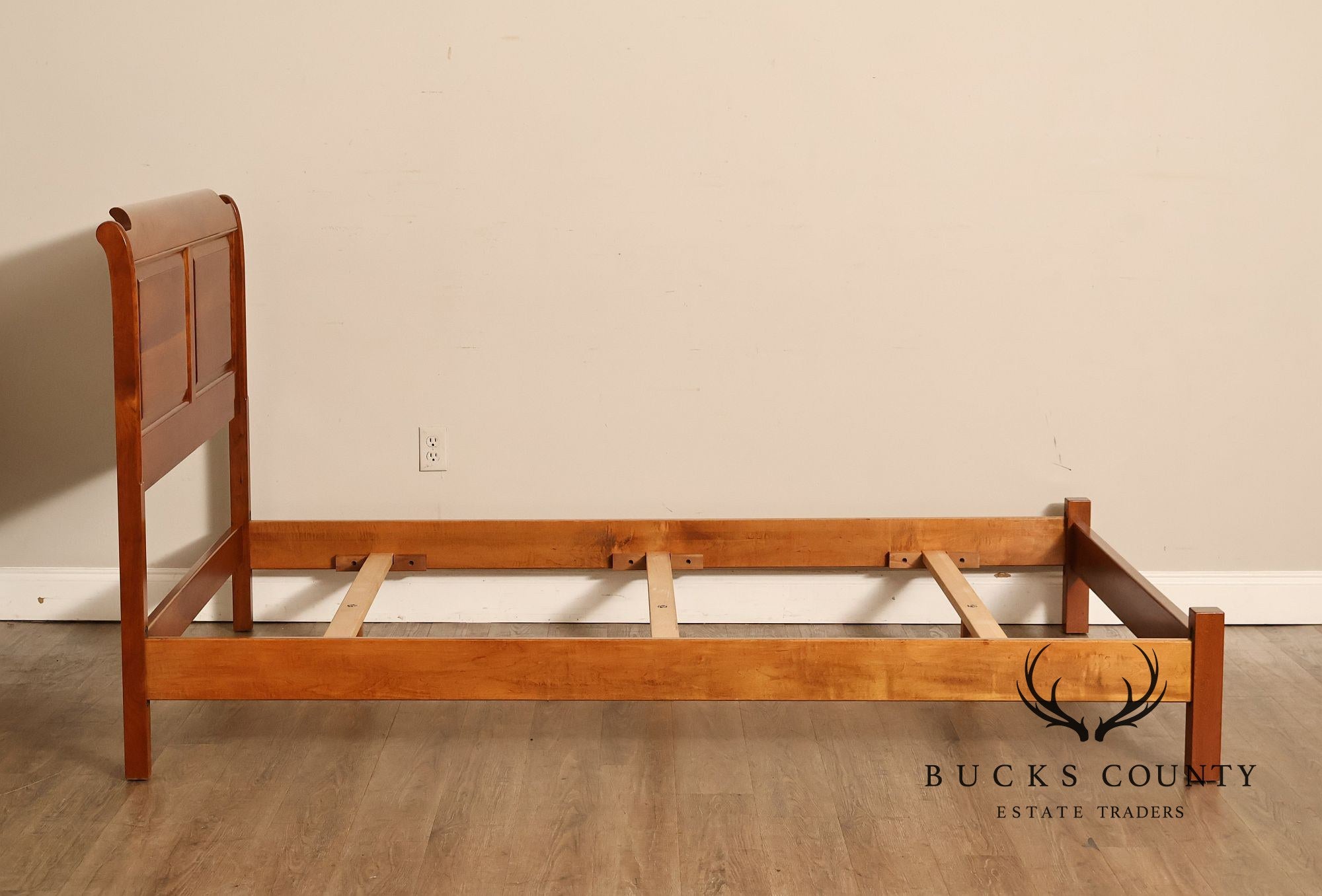 Stickley Solid Cherry Full Size Sleigh Bed