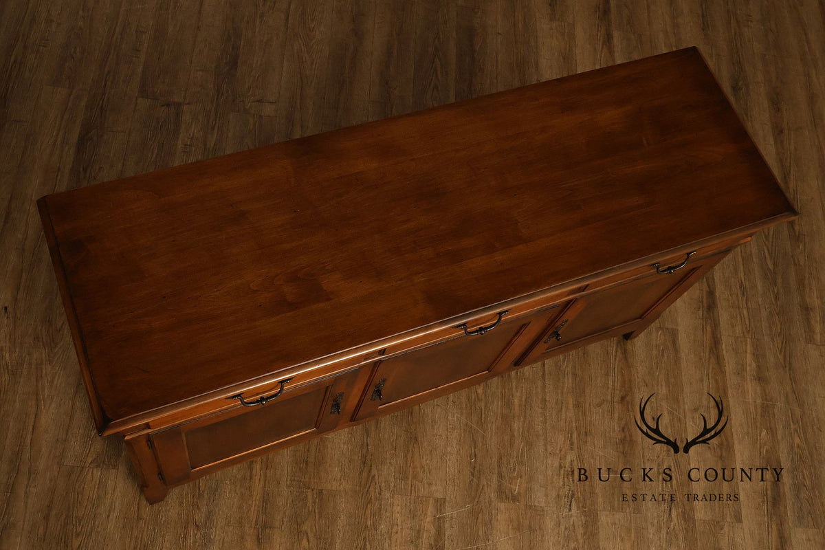 Vintage Pennsylvania House Villas Collection Maple Buffet Sideboard