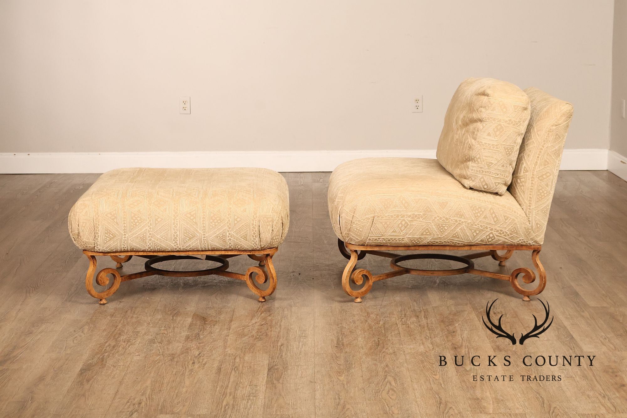 Henredon Upholstered Lounge Chair With Ottoman