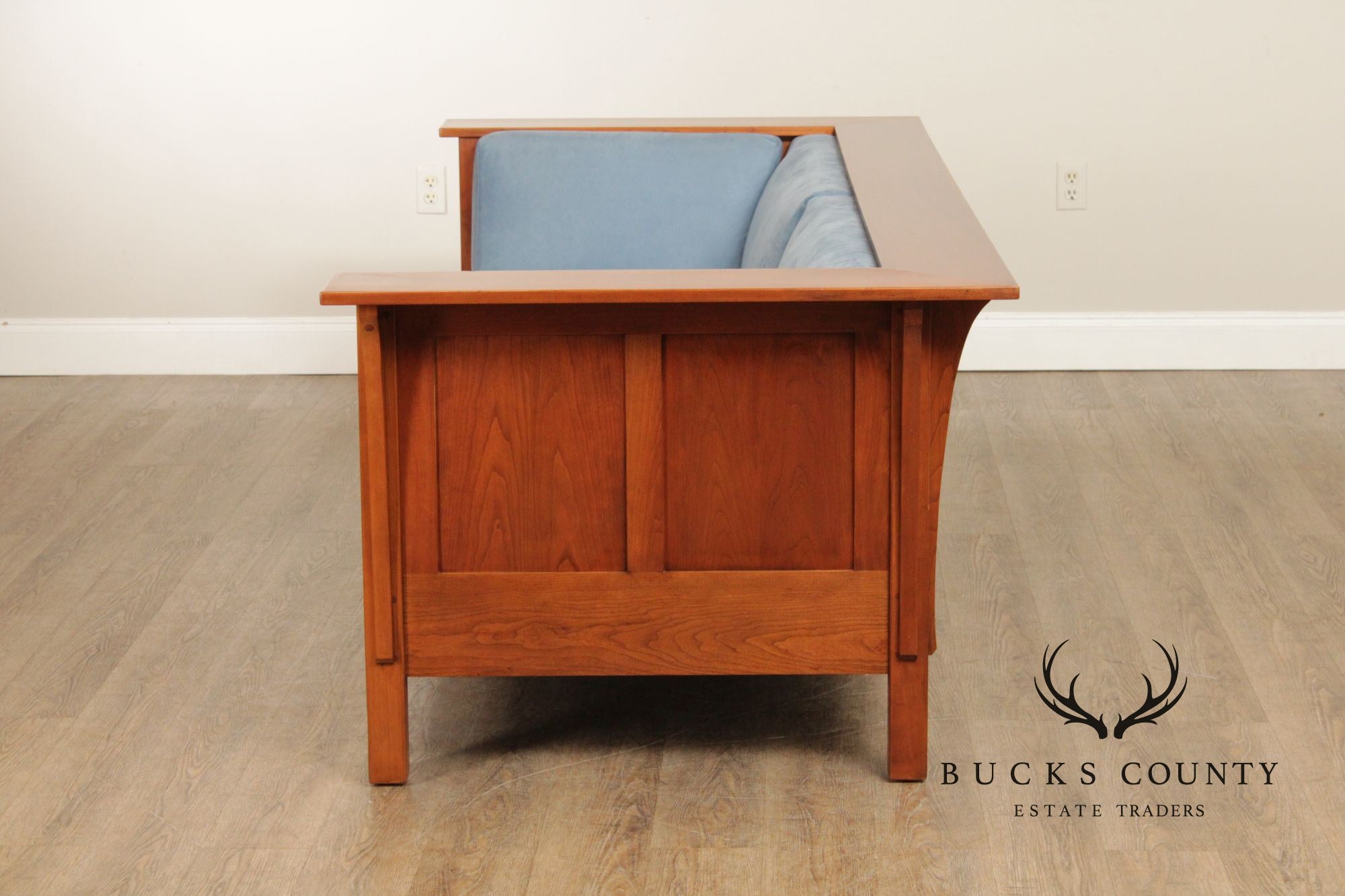Stickley Mission Collection Cherry Prairie Settle