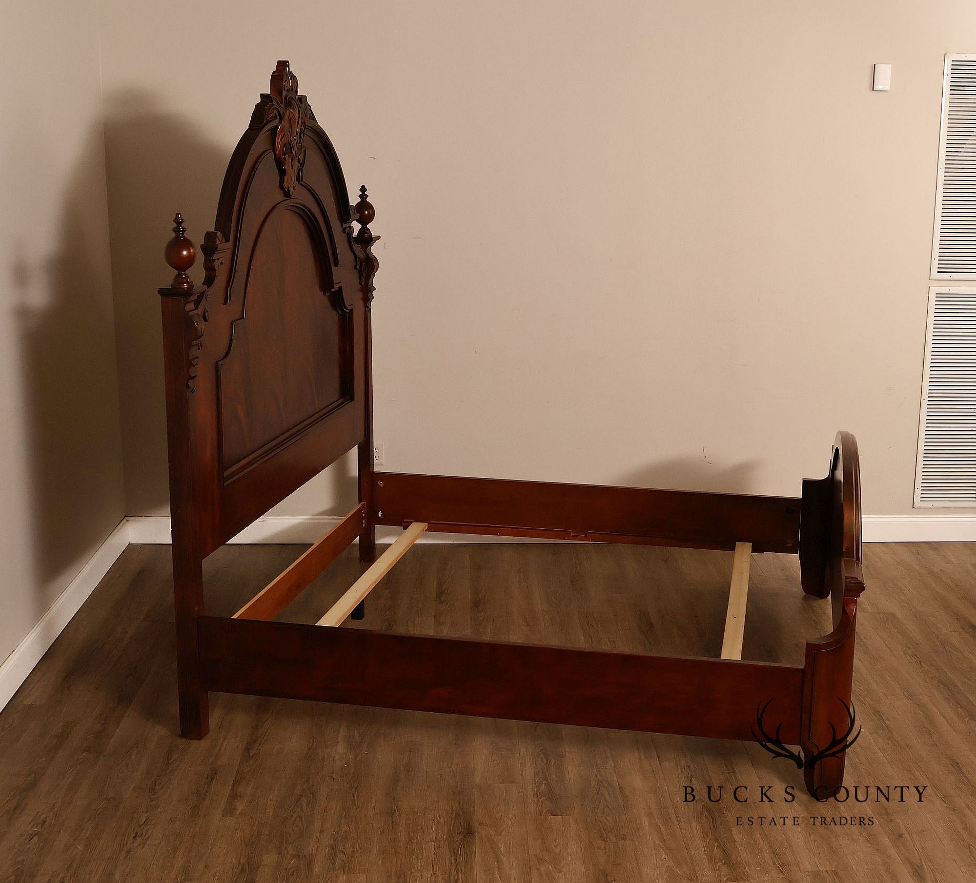 Henredon Carlyle Mahogany Victorian Style High Back King Bed