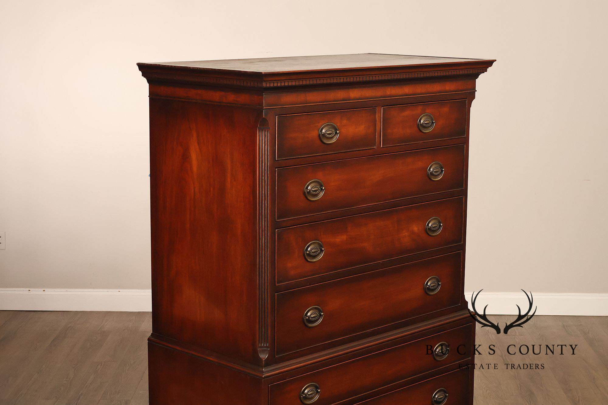 Kindel Georgian Style Mahogany Chest on Chest