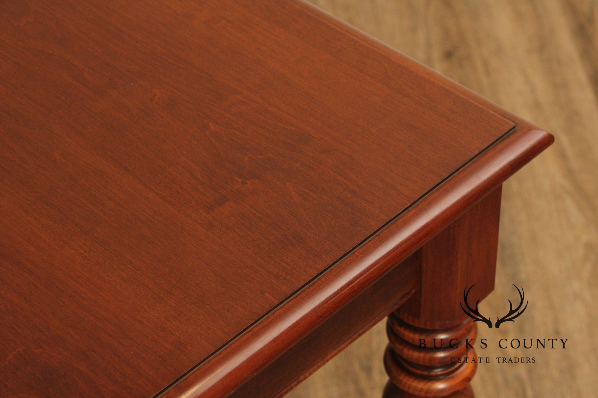Ethan Allen Expandable Farmhouse Dining Table