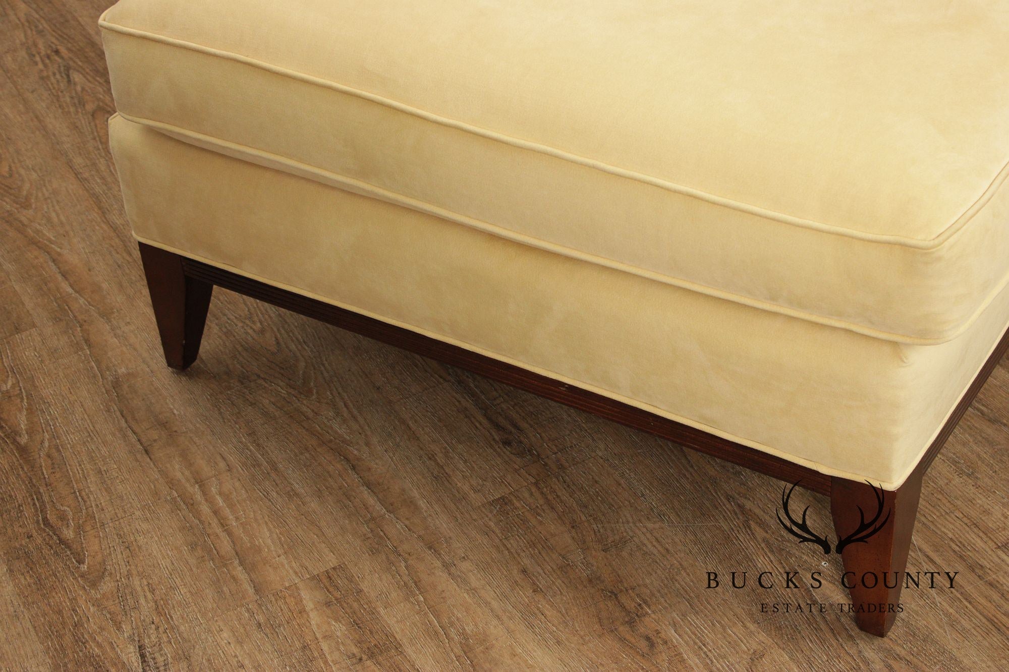 Sherrill Classic Modern Style Two-Piece Sectional Sofa